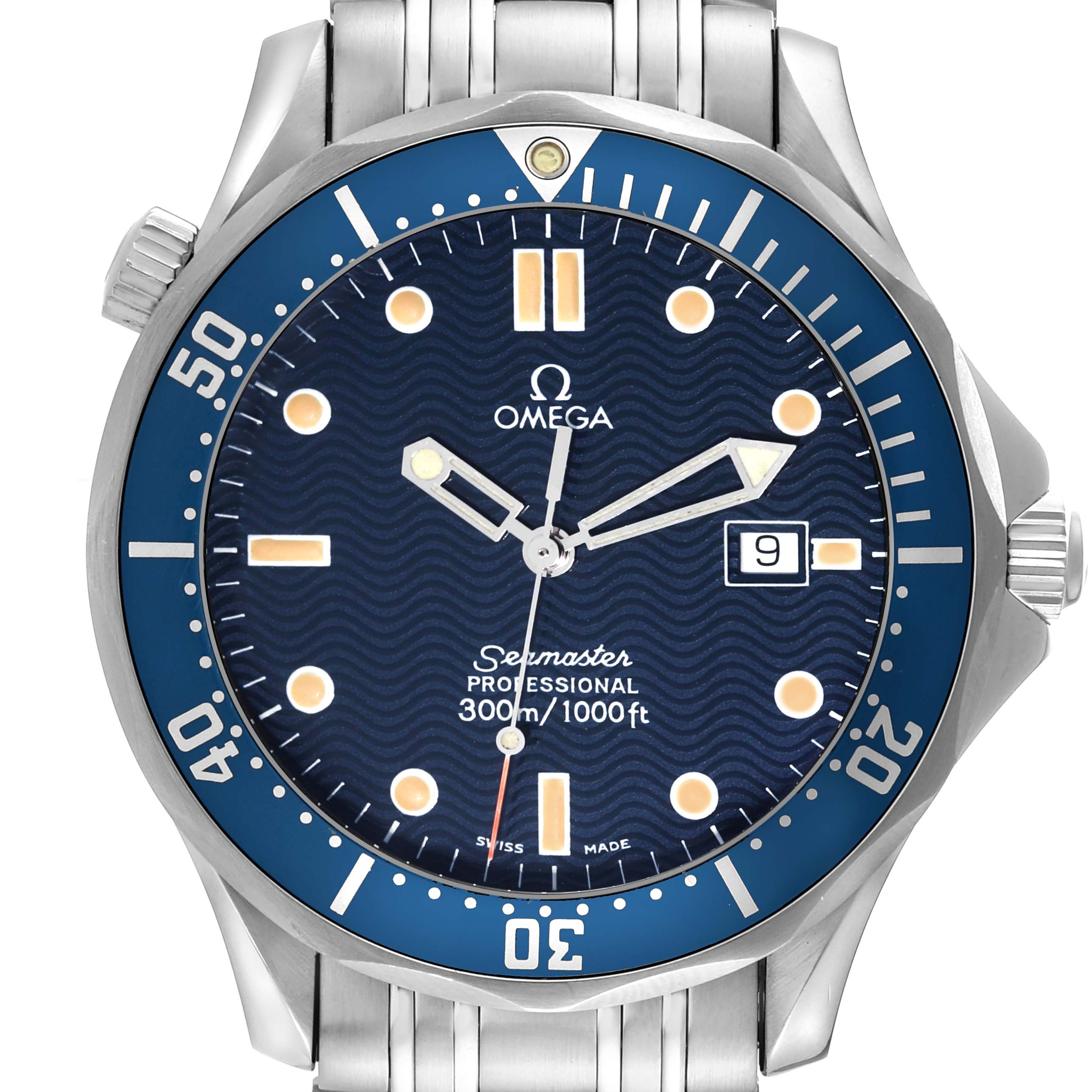 This image shows a full frontal view of the Omega Seamaster 2541.80.00 Men
s Stainless Steel Blue Dial 2541.80.00 Men
s Stainless Steel Blue Dial watch face, featuring its dial, bezel, hands, and bracelet.