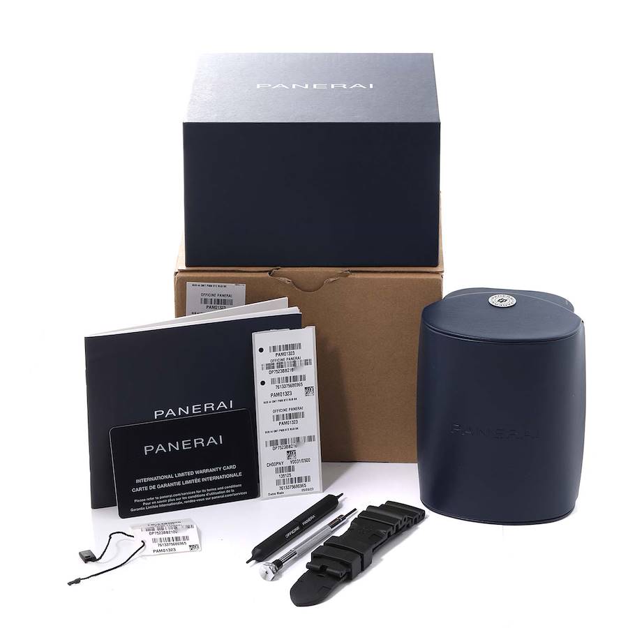 Panerai Submersible Stainless Steel PAM01324 | Stock 63333
