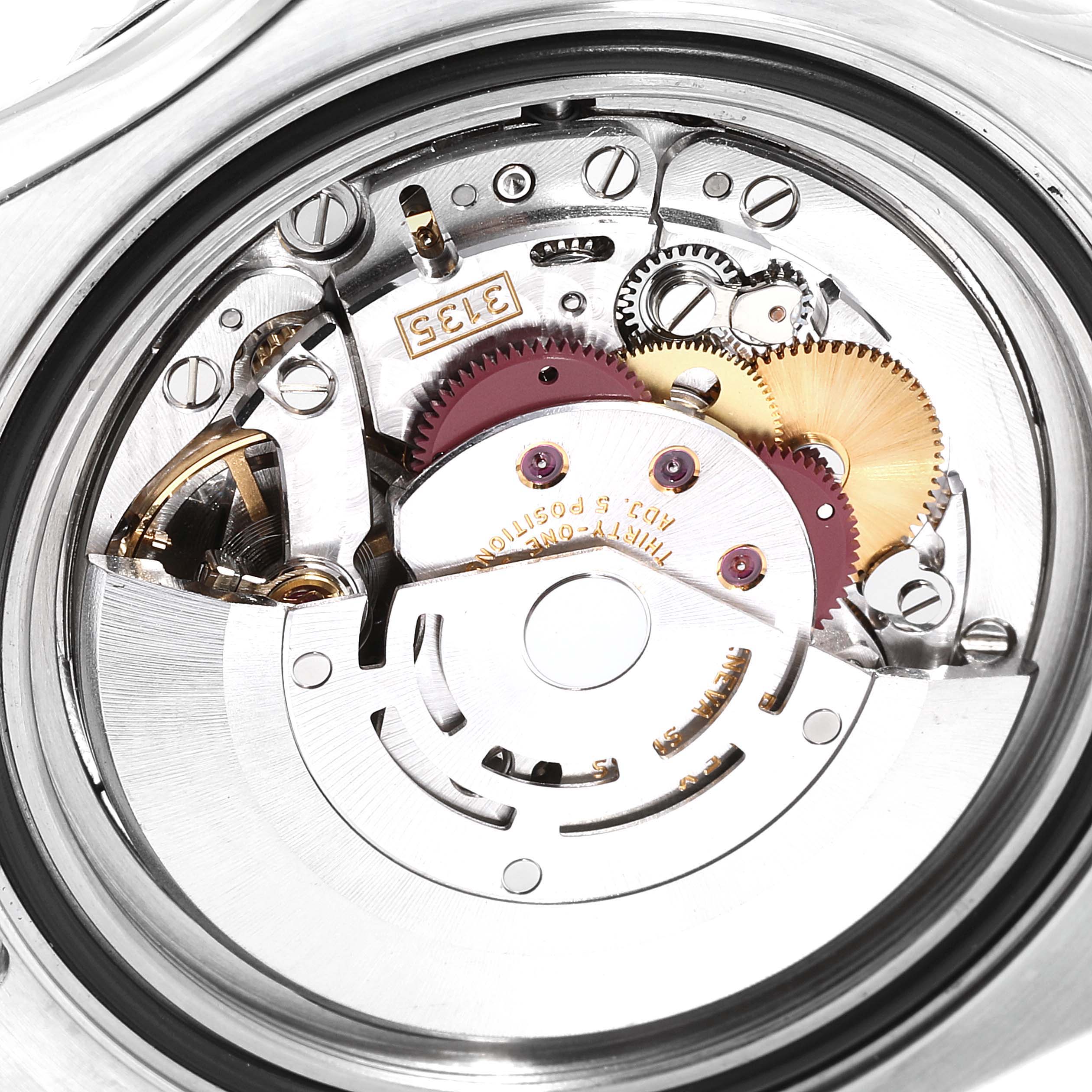 This image shows the internal mechanical movement of a Rolex Yacht-Master 16622 Men
s Stainless Steel Silver Dial 16622 Men
s Stainless Steel Silver Dial watch from a close-up angle.