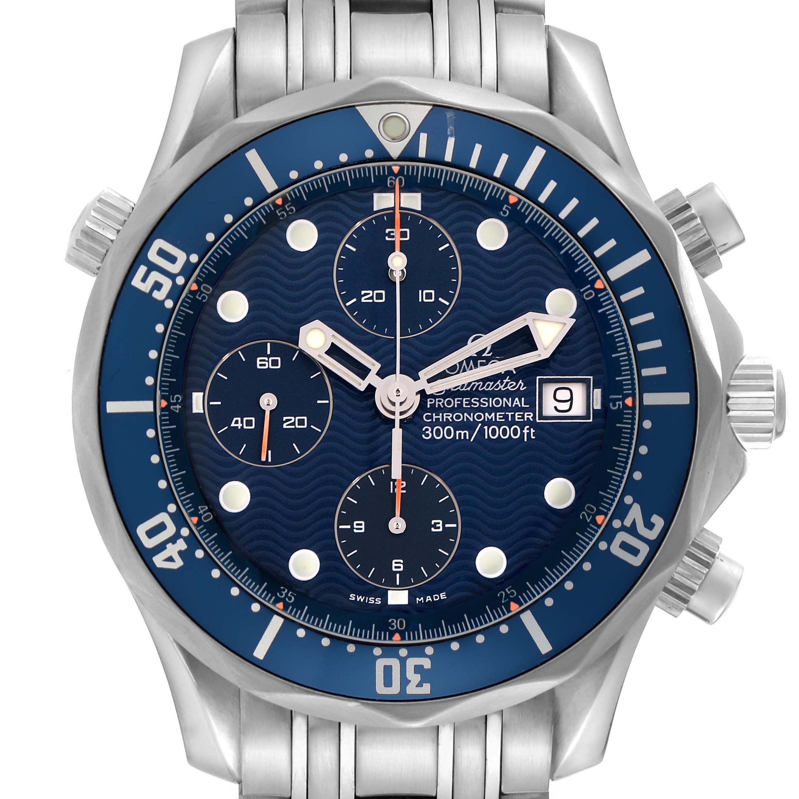 The Omega Seamaster 2599.80.00, a men's watch, is shown from the front, displaying the dial, bezel, chronograph sub-dials, and part of the bracelet.