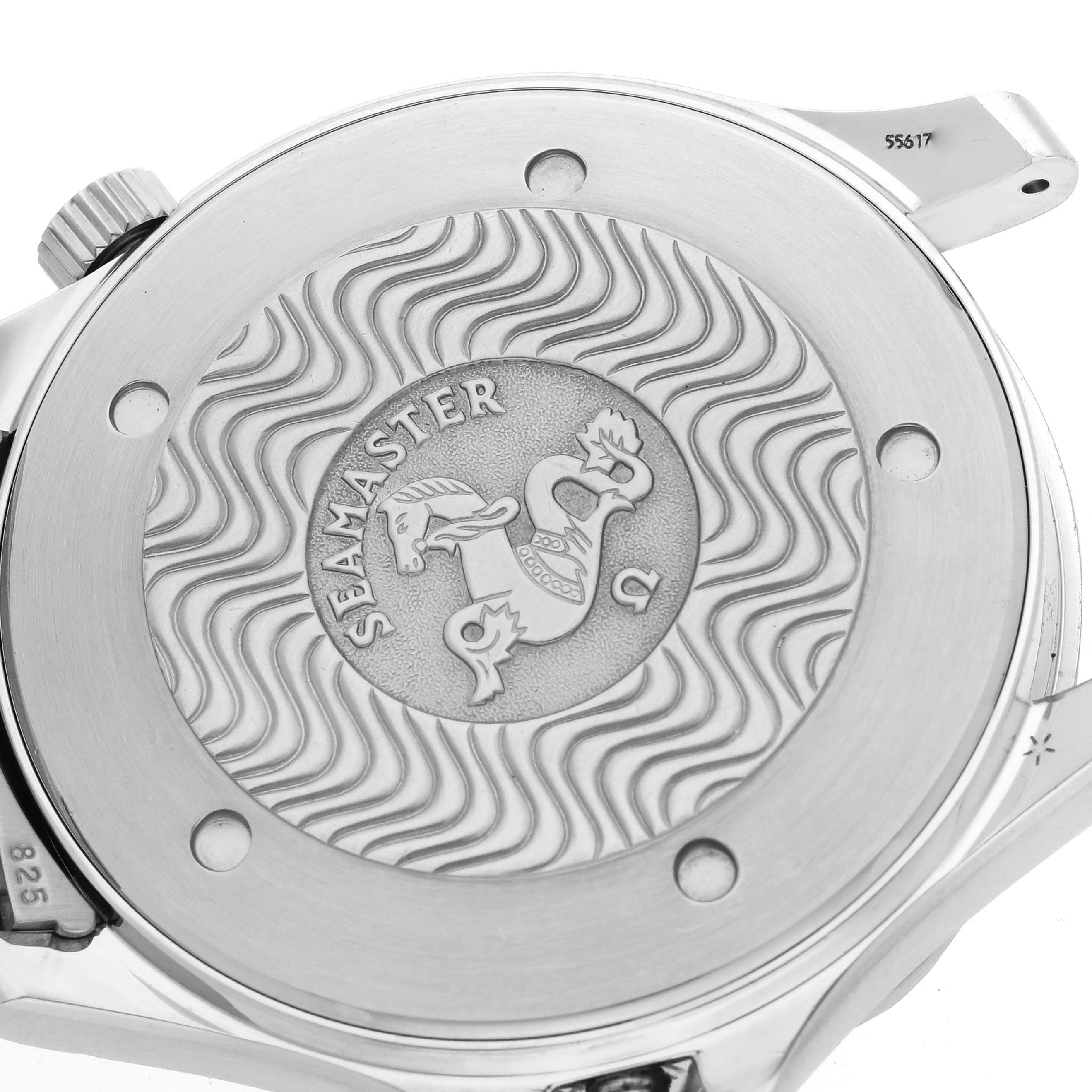 The image shows the case back of the Omega Seamaster 2541.80.00 Men
s Stainless Steel Blue Dial 2541.80.00 Men
s Stainless Steel Blue Dial watch, highlighting its engraved wave pattern and logo.