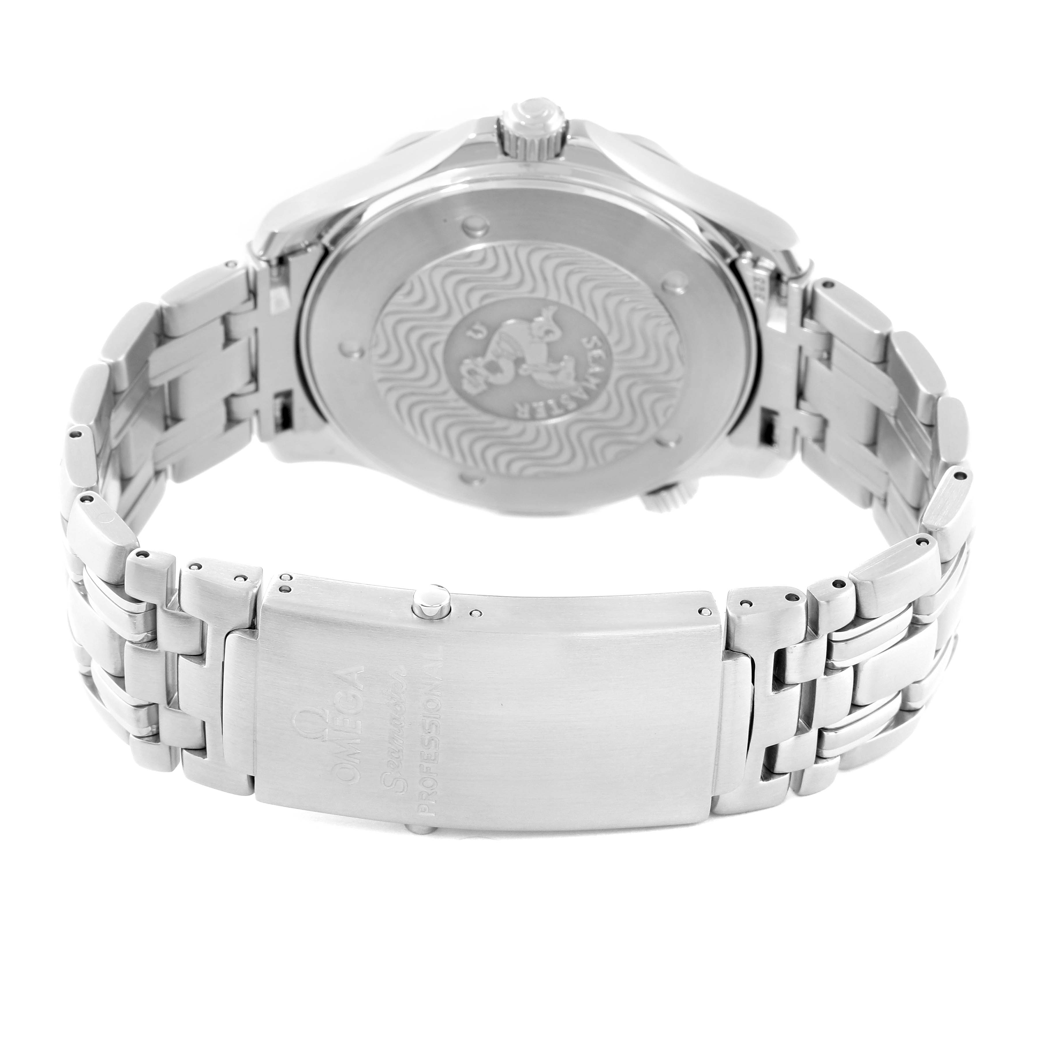 The image shows the back view and bracelet of an Omega Seamaster 2541.80.00 Men
s Stainless Steel Blue Dial 2541.80.00 Men
s Stainless Steel Blue Dial watch, highlighting the case back and clasp.