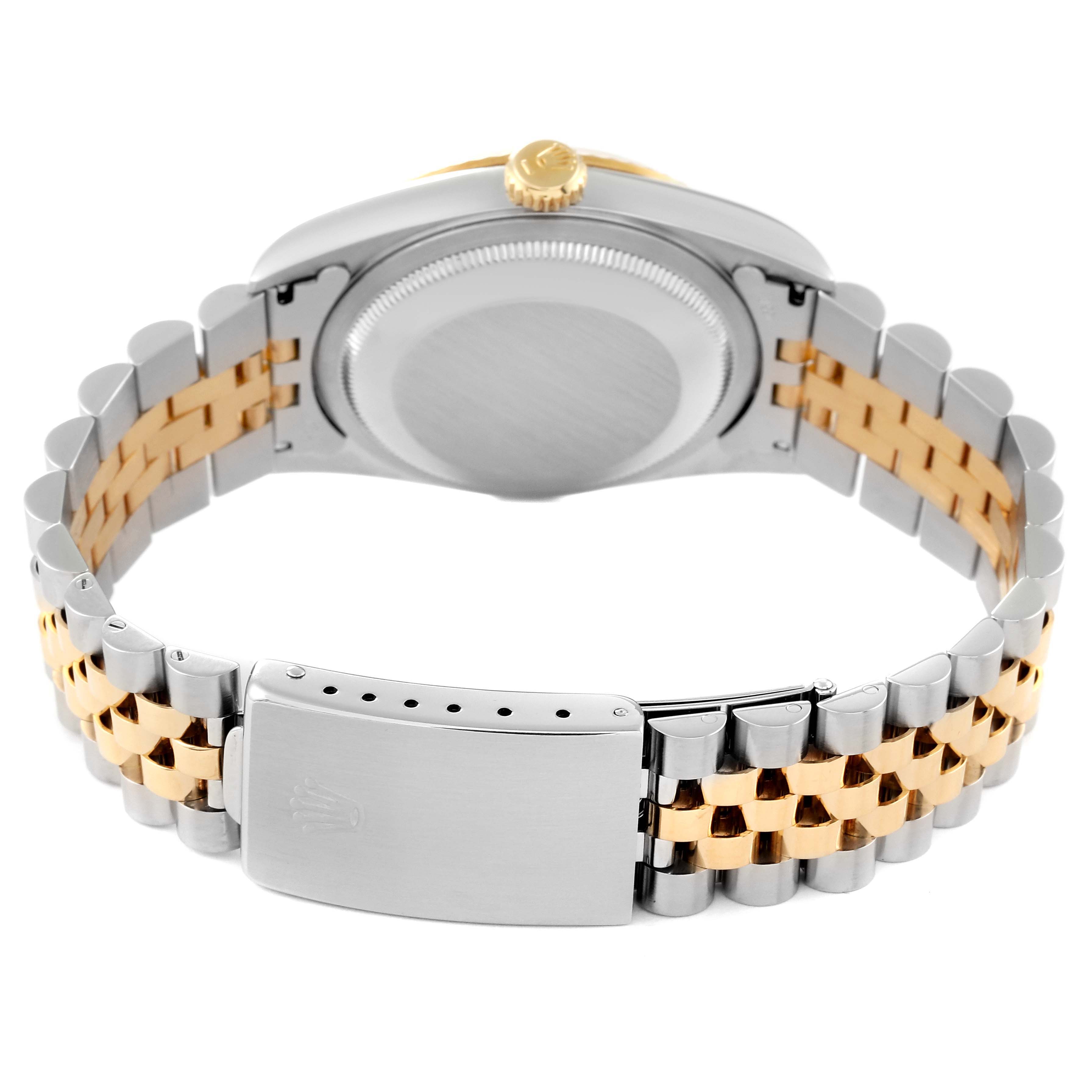 This image shows the back view of a Rolex Datejust 16233 Men's Steel and Gold (two tone) Champagne Dial 16233 Men's Steel and Gold (two tone) Champagne Dial watch, highlighting the bracelet and clasp.