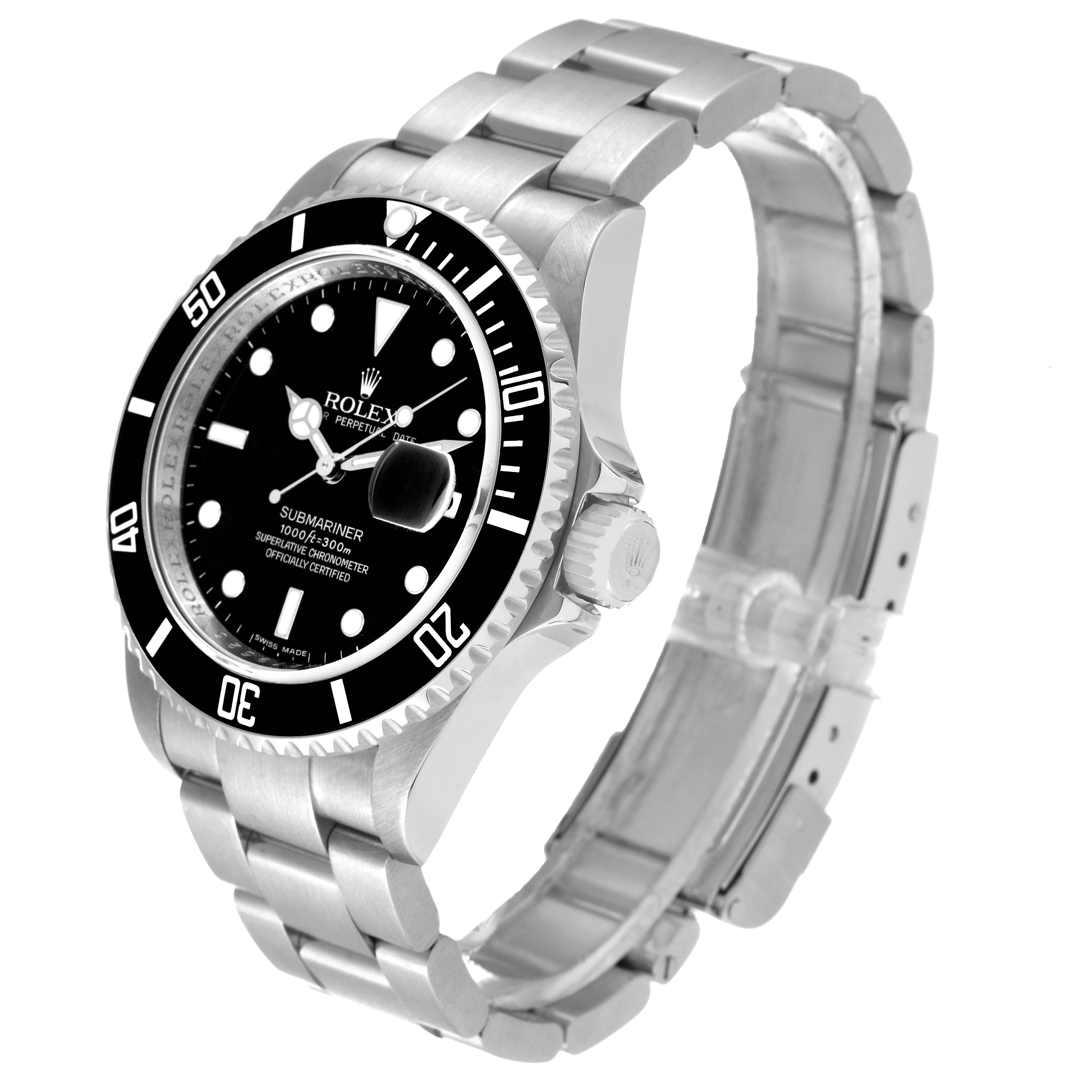 This image shows a side angle of the Rolex Submariner 16610 Men
s Stainless Steel Black Dial 16610 Men
s Stainless Steel Black Dial watch, highlighting its bezel, dial, and bracelet.