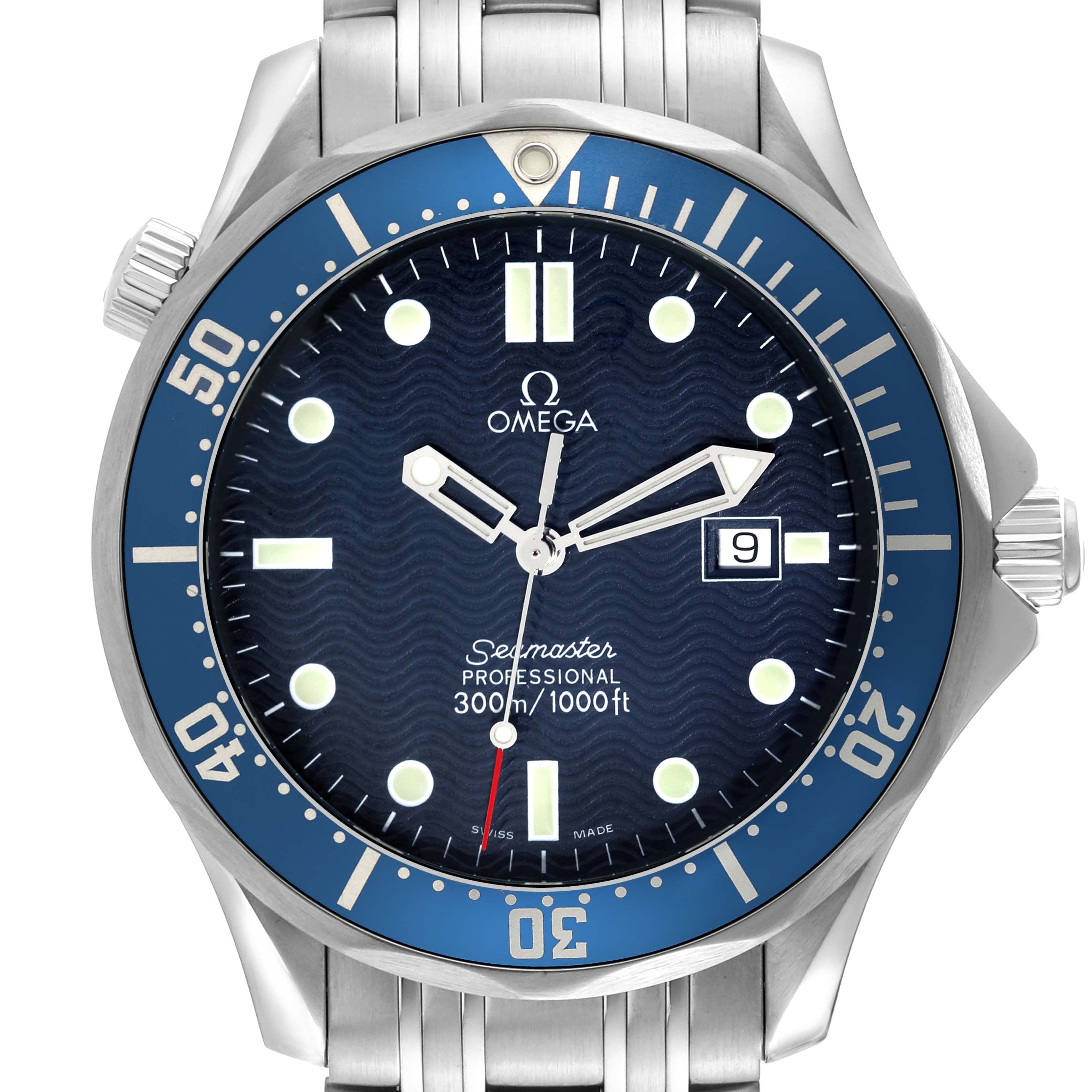 The image shows the full face of an Omega Seamaster 2541.80.00 Men's Stainless Steel Blue Dial 2541.80.00 Men's Stainless Steel Blue Dial watch, highlighting its blue bezel, dial, and stainless steel bracelet.