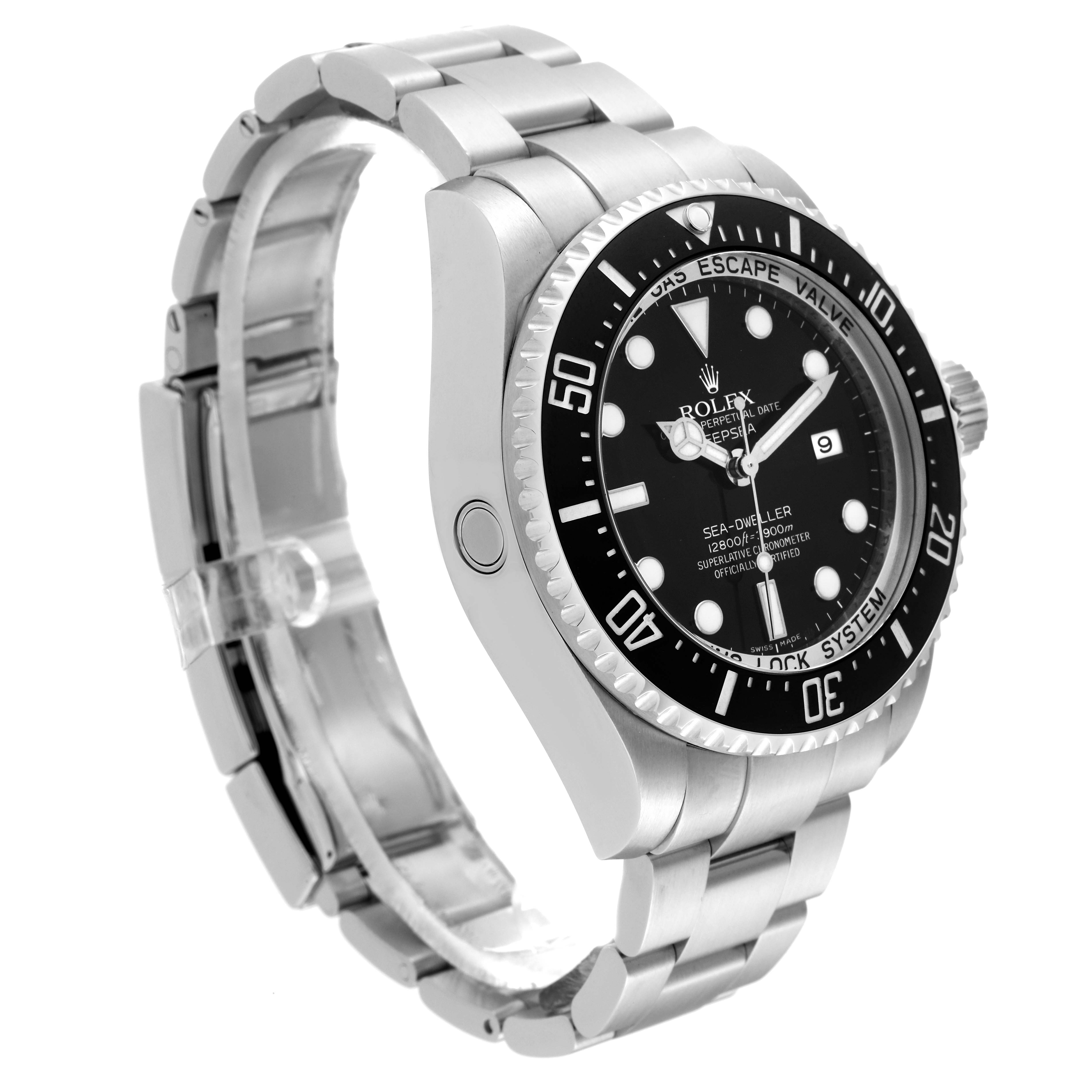 The image shows a Rolex Sea-Dweller 116660 Men's Stainless Steel Black Dial 116660 Men's Stainless Steel Black Dial watch at a three-quarter angle, highlighting the dial, bezel, crown, and metal bracelet.