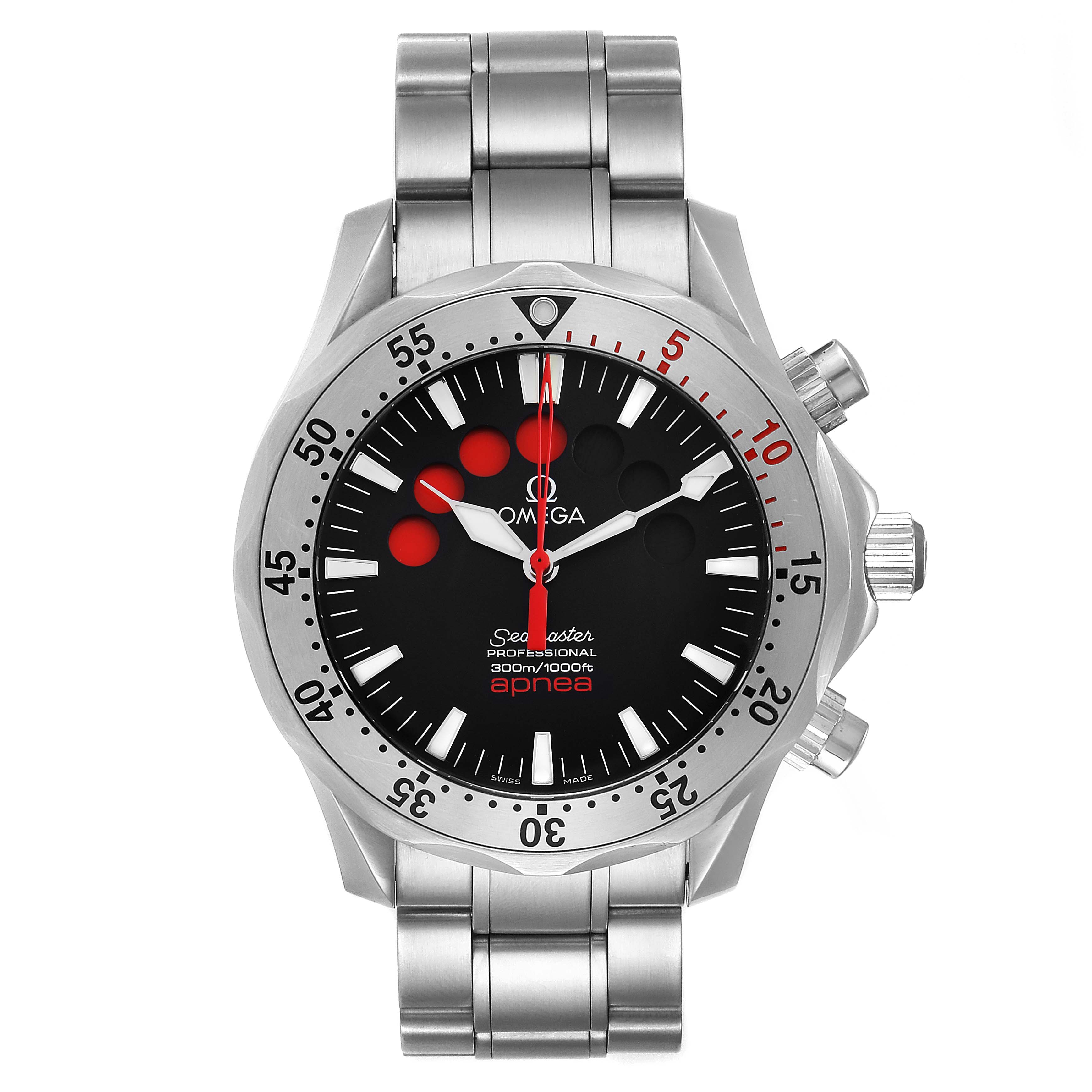 The image shows the front view of an Omega Seamaster 2595.50.00 Men's Stainless Steel Black Dial 2595.50.00 Men's Stainless Steel Black Dial watch featuring its face, bezel, and stainless steel bracelet.