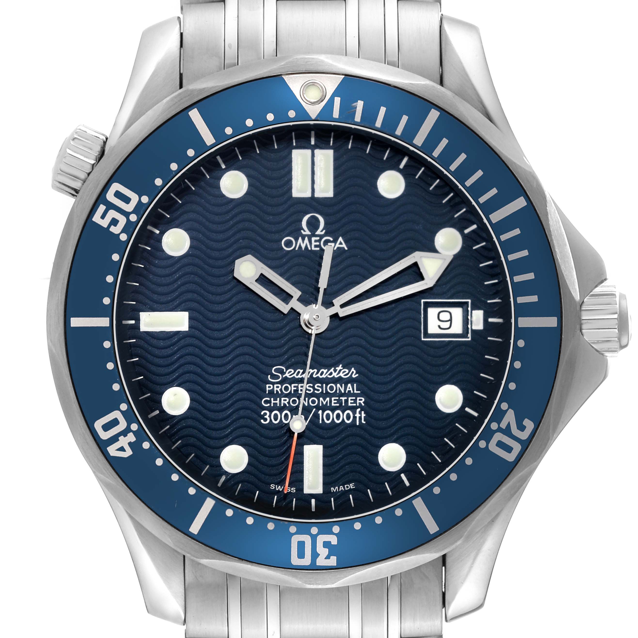 The image shows the front view of an Omega Seamaster 2531.80.00 Men
s Stainless Steel Blue Dial 2531.80.00 Men
s Stainless Steel Blue Dial watch, displaying the dial, bezel, and part of the bracelet.