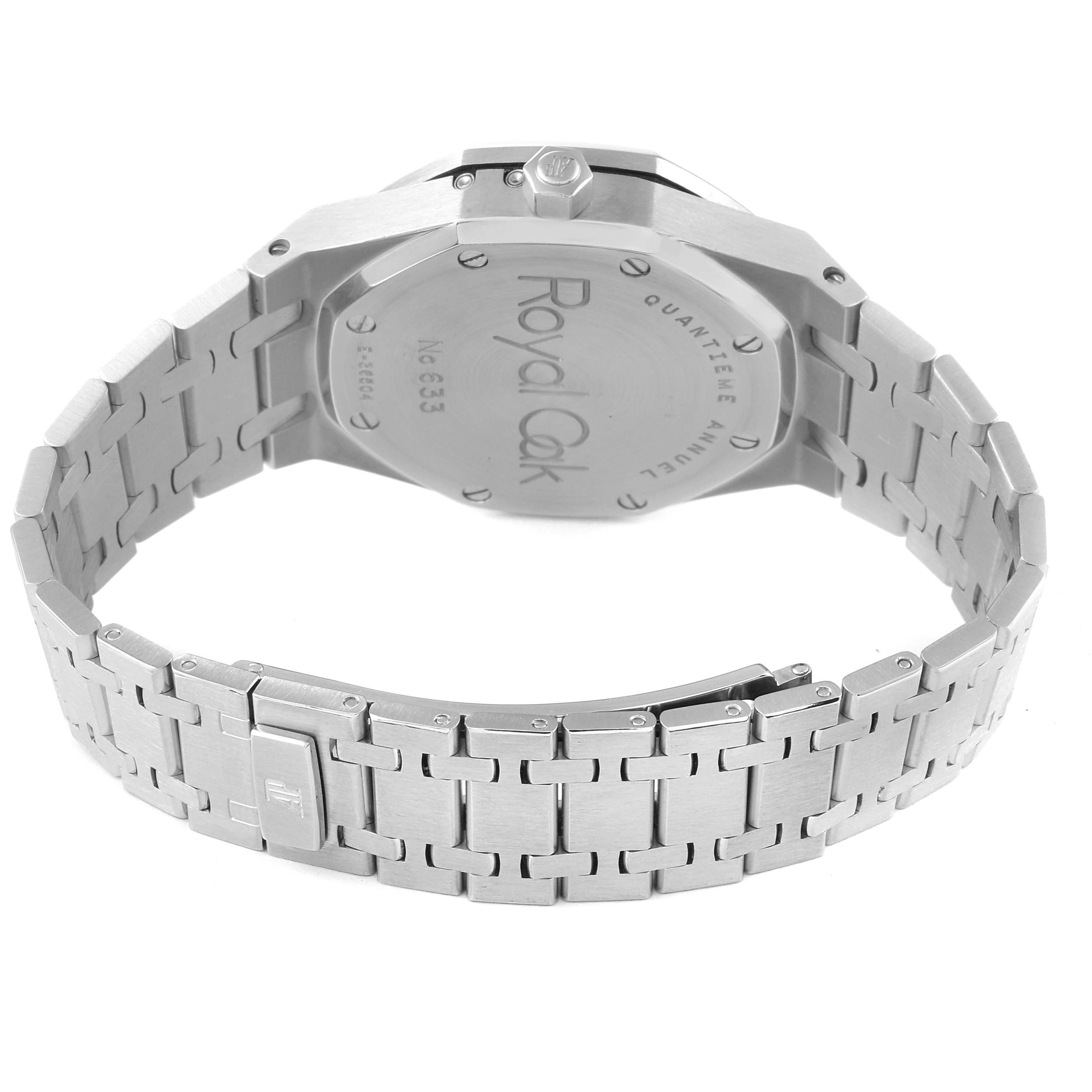 The image shows the backside and bracelet of an Audemars Piguet Royal Oak 25920ST.0.0789ST.02 Men's Stainless Steel Blue Dial 25920ST.0.0789ST.02 Men's Stainless Steel Blue Dial watch, highlighting the case back and clasp.