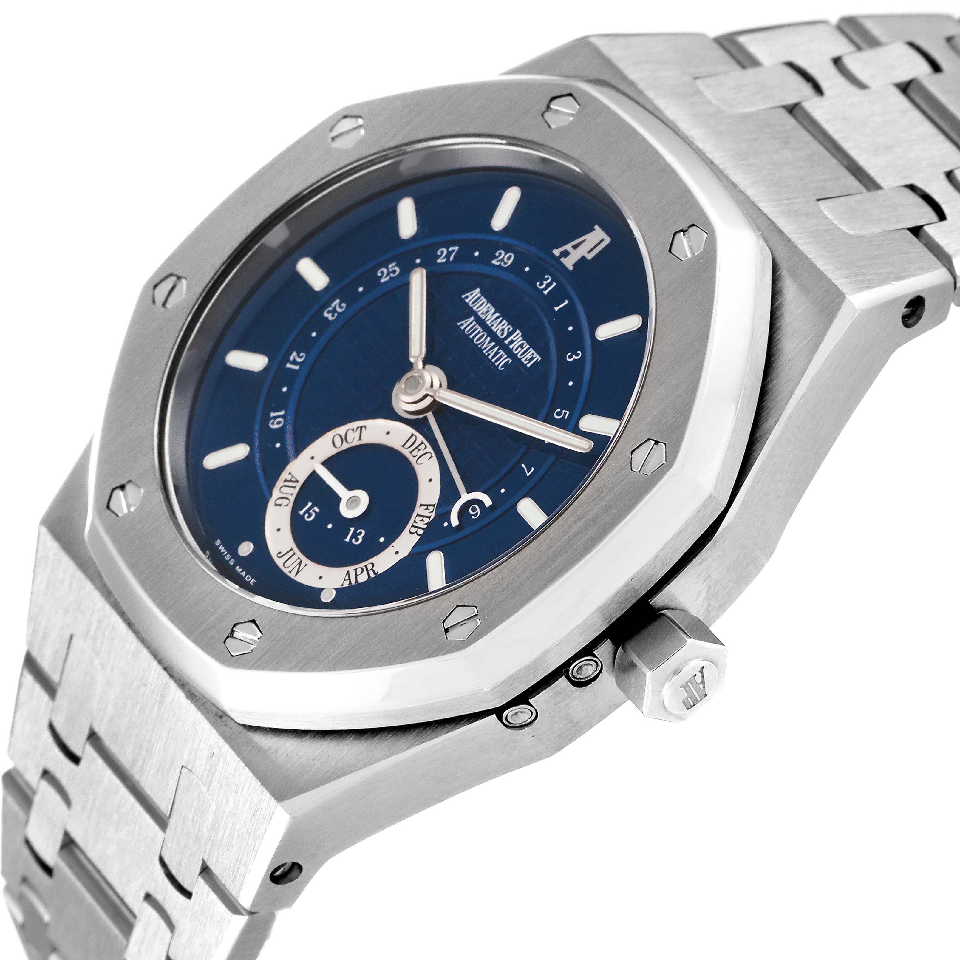 This image shows a side angle of an Audemars Piguet Royal Oak 25920ST.0.0789ST.02 Men's Stainless Steel Blue Dial 25920ST.0.0789ST.02 Men's Stainless Steel Blue Dial watch, highlighting its face, bezel, crown, and part of the bracelet.