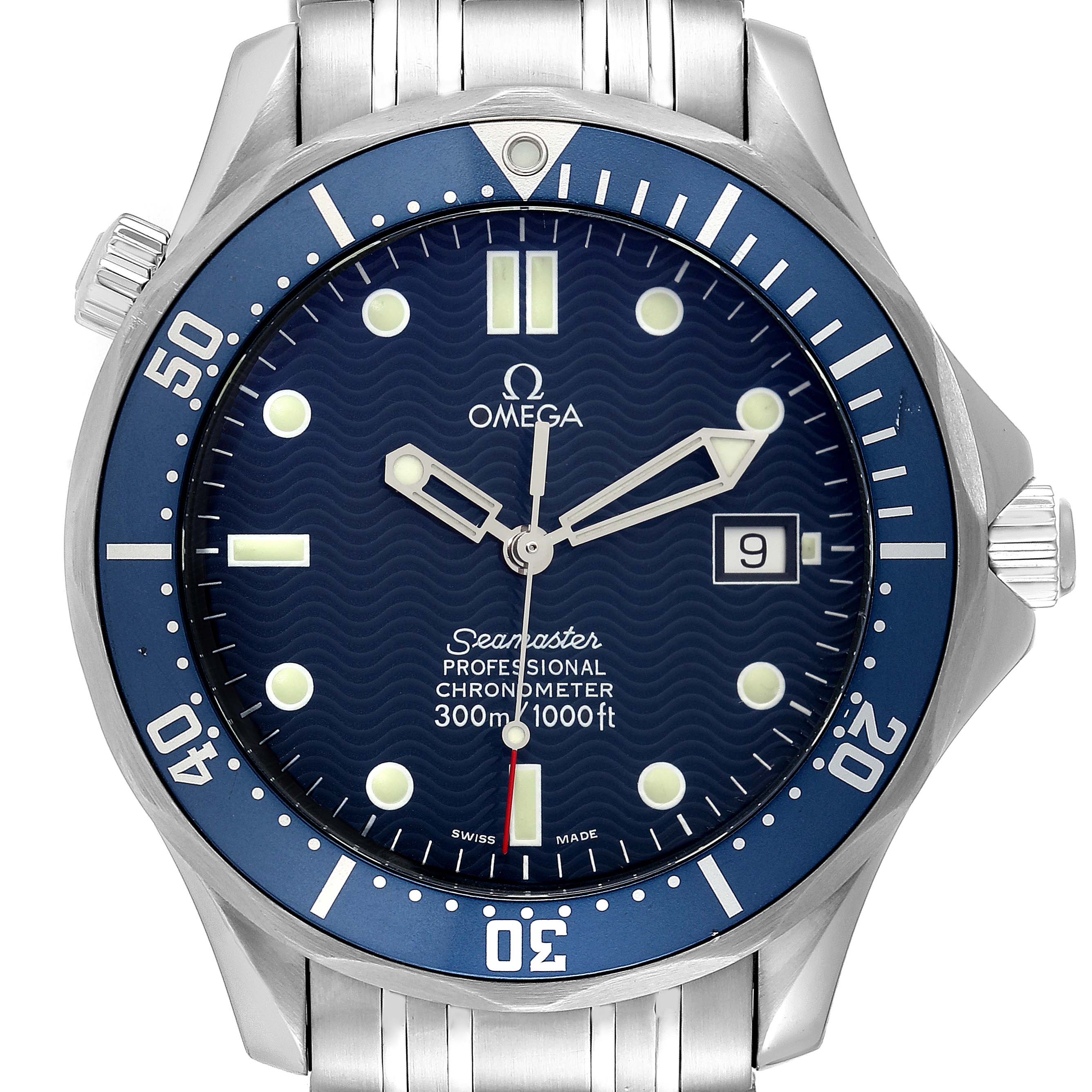 The image shows the front view of an Omega Seamaster 2531.80.00 Men's Stainless Steel Blue Dial 2531.80.00 Men's Stainless Steel Blue Dial watch, highlighting the dial, bezel, and part of the bracelet.