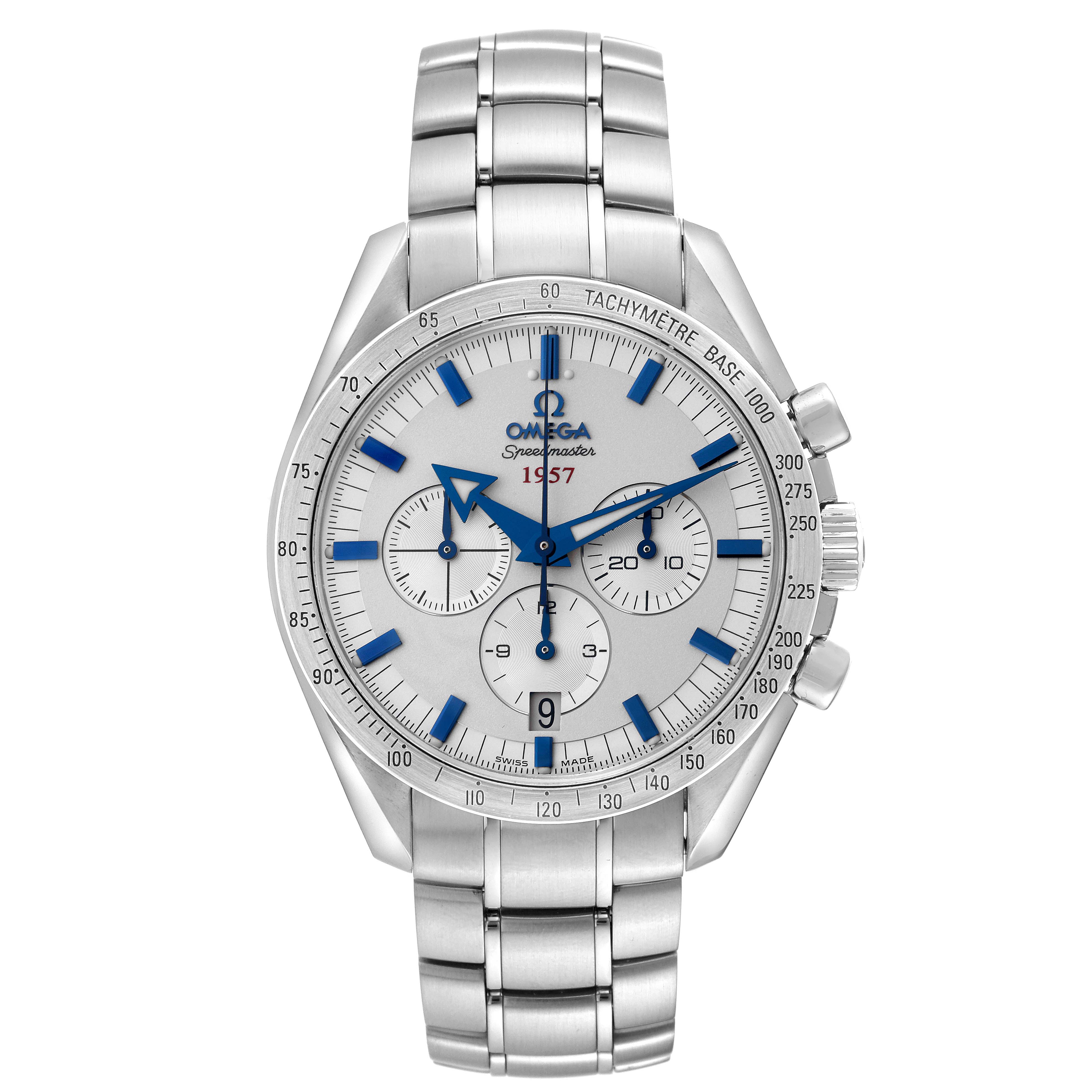 This image shows a front view of the Omega Speedmaster 321.10.42.50.02.001 Men
s Stainless Steel Silver Dial 321.10.42.50.02.001 Men
s Stainless Steel Silver Dial watch, displaying its dial, hands, subdials, bezel, and metal bracelet.