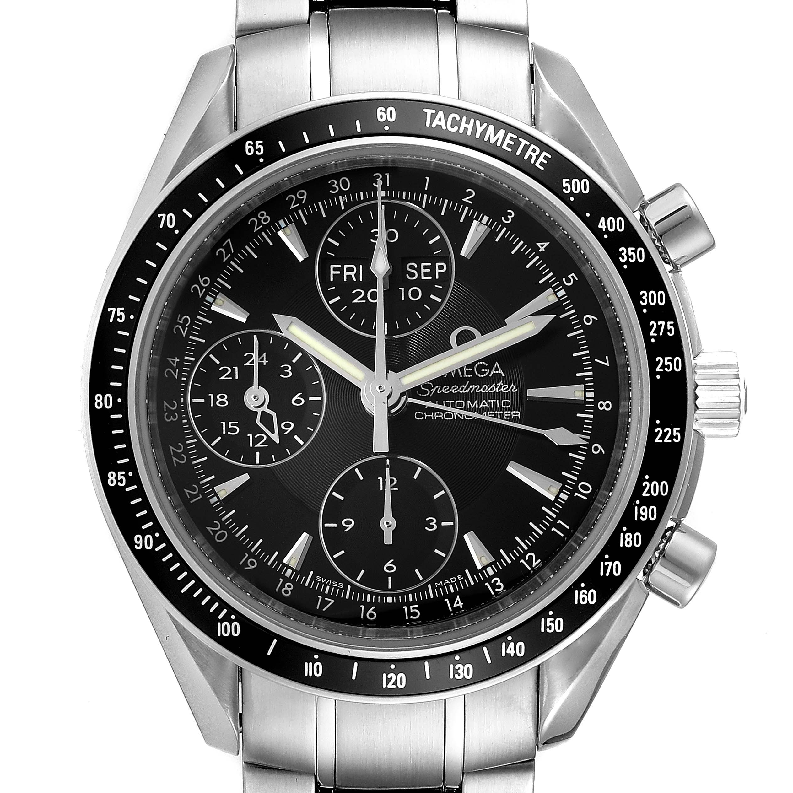 This image shows a front-angle view of an Omega Speedmaster 3220.50.00 Men
s Stainless Steel Black Dial 3220.50.00 Men
s Stainless Steel Black Dial watch, highlighting its black dial, subdials, date functions, and stainless steel bracelet.