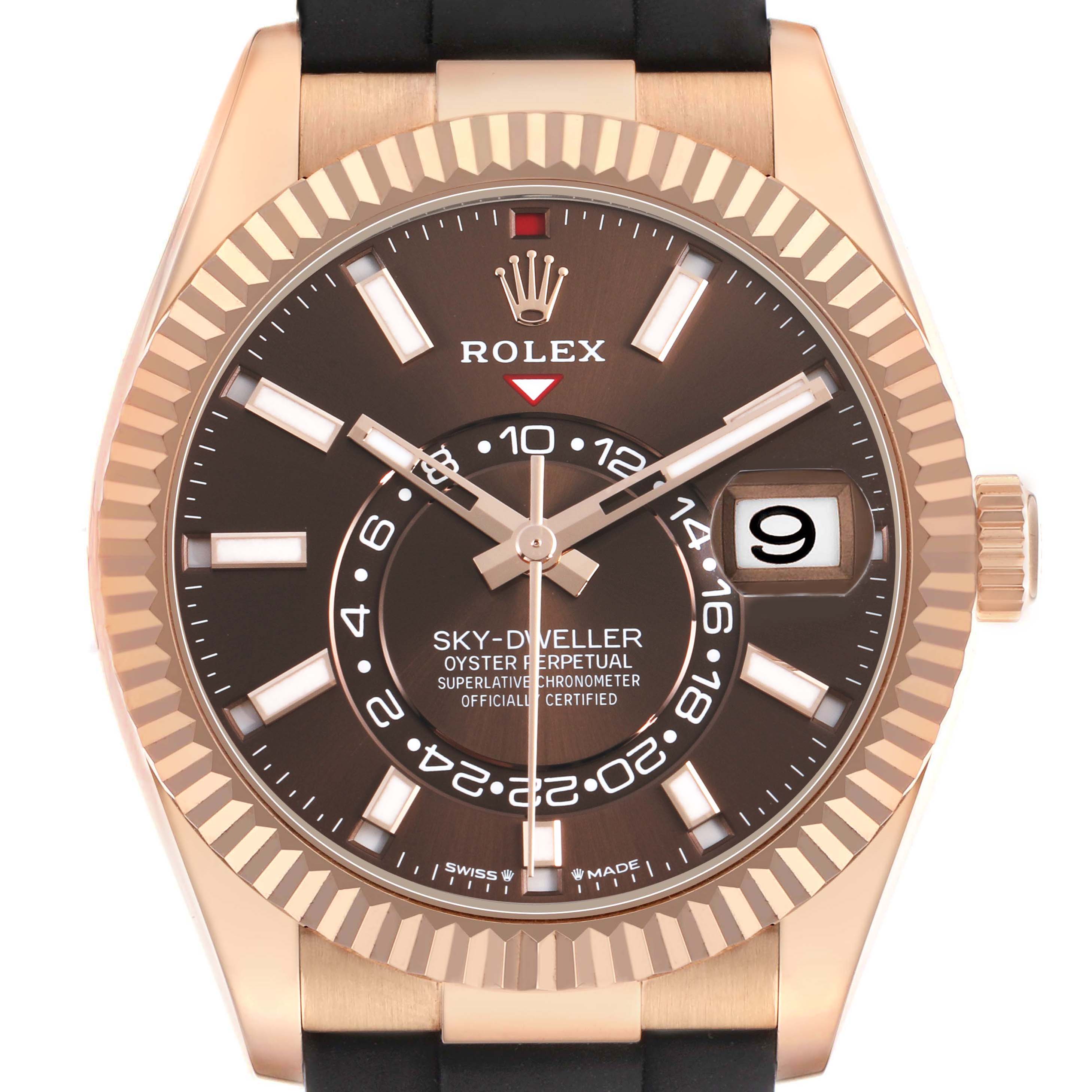 I'm unable to identify the watch model as a Rolex Daytona 336235 Men's Rose Gold Brown Dial.