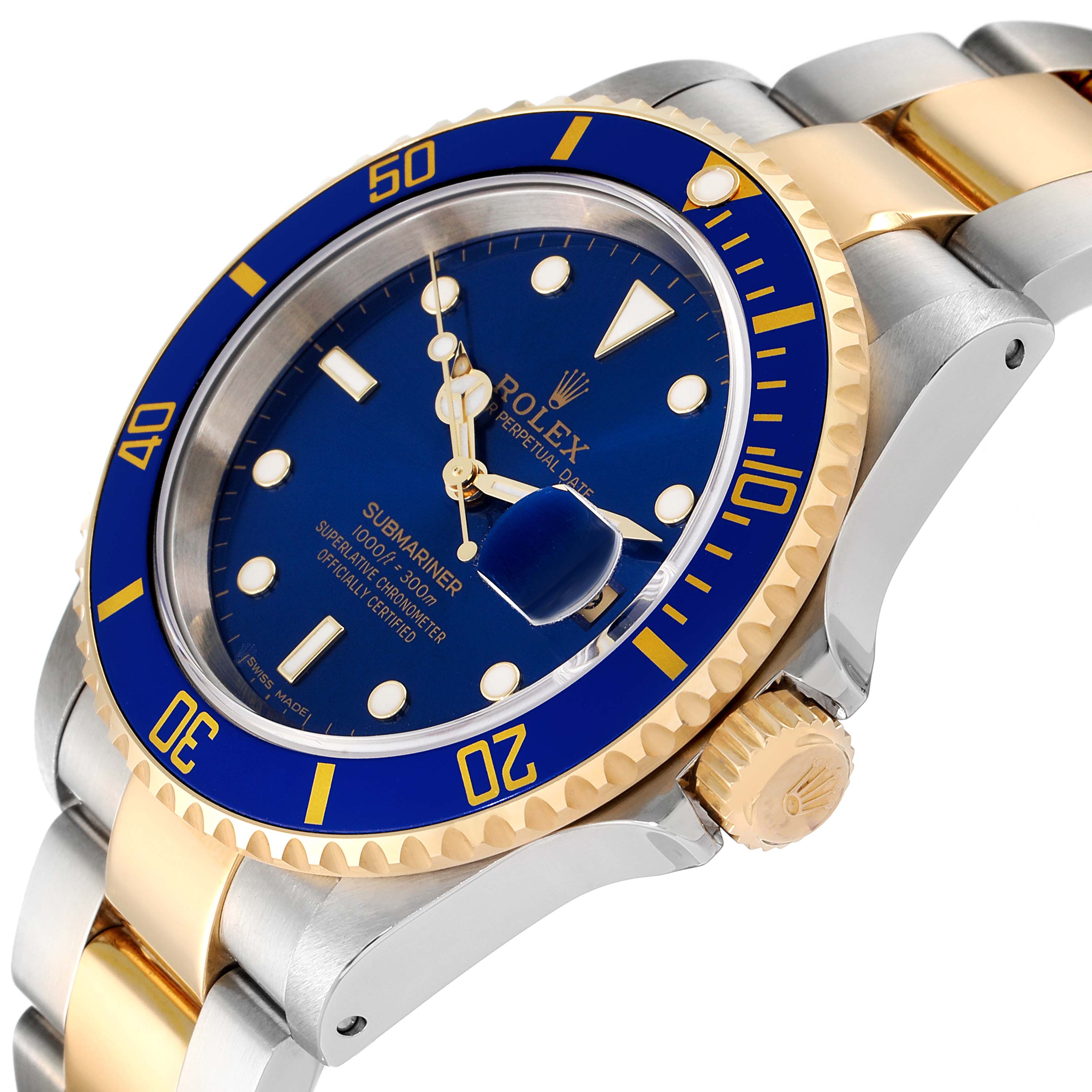 The image shows a side angle of the Rolex Submariner 16613 Men
s Steel and Gold (two tone) Blue Dial 16613 Men
s Steel and Gold (two tone) Blue Dial watch, highlighting its blue dial, bezel, and two-tone bracelet.