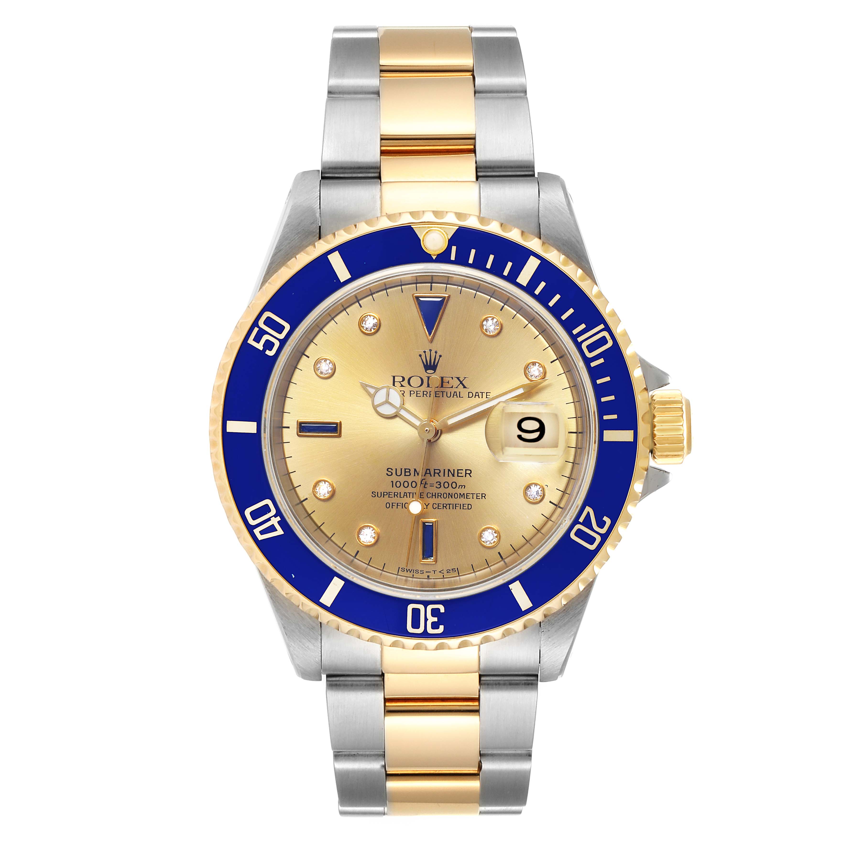 The image shows a full frontal view of a Rolex Submariner 16613 Men
s Steel and Gold (two tone) Champagne Dial 16613 Men
s Steel and Gold (two tone) Champagne Dial watch, highlighting its dial, bezel, and bracelet.