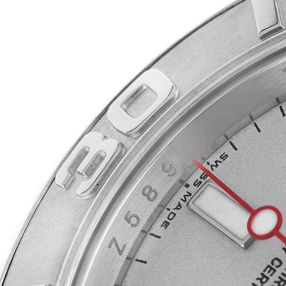 The image shows a close-up of the bezel and part of the dial on a Rolex Yacht-Master 16622 Men's Stainless Steel Silver Dial watch.