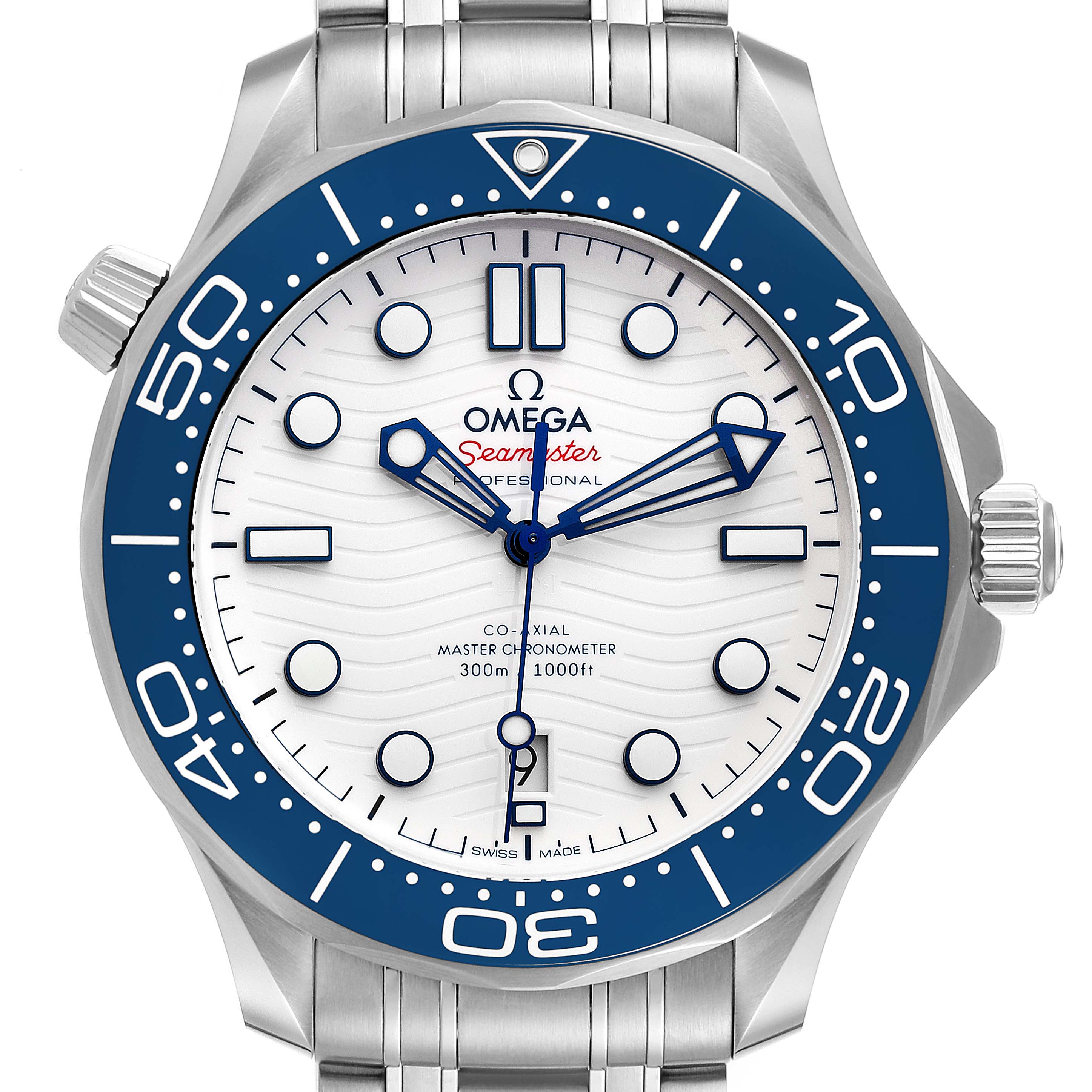 This image shows an Omega Seamaster 522.30.42.20.04.001 Men's Stainless Steel White Dial 522.30.42.20.04.001 Men's Stainless Steel White Dial watch from a front angle, highlighting the dial, bezel, hands, and part of the strap.