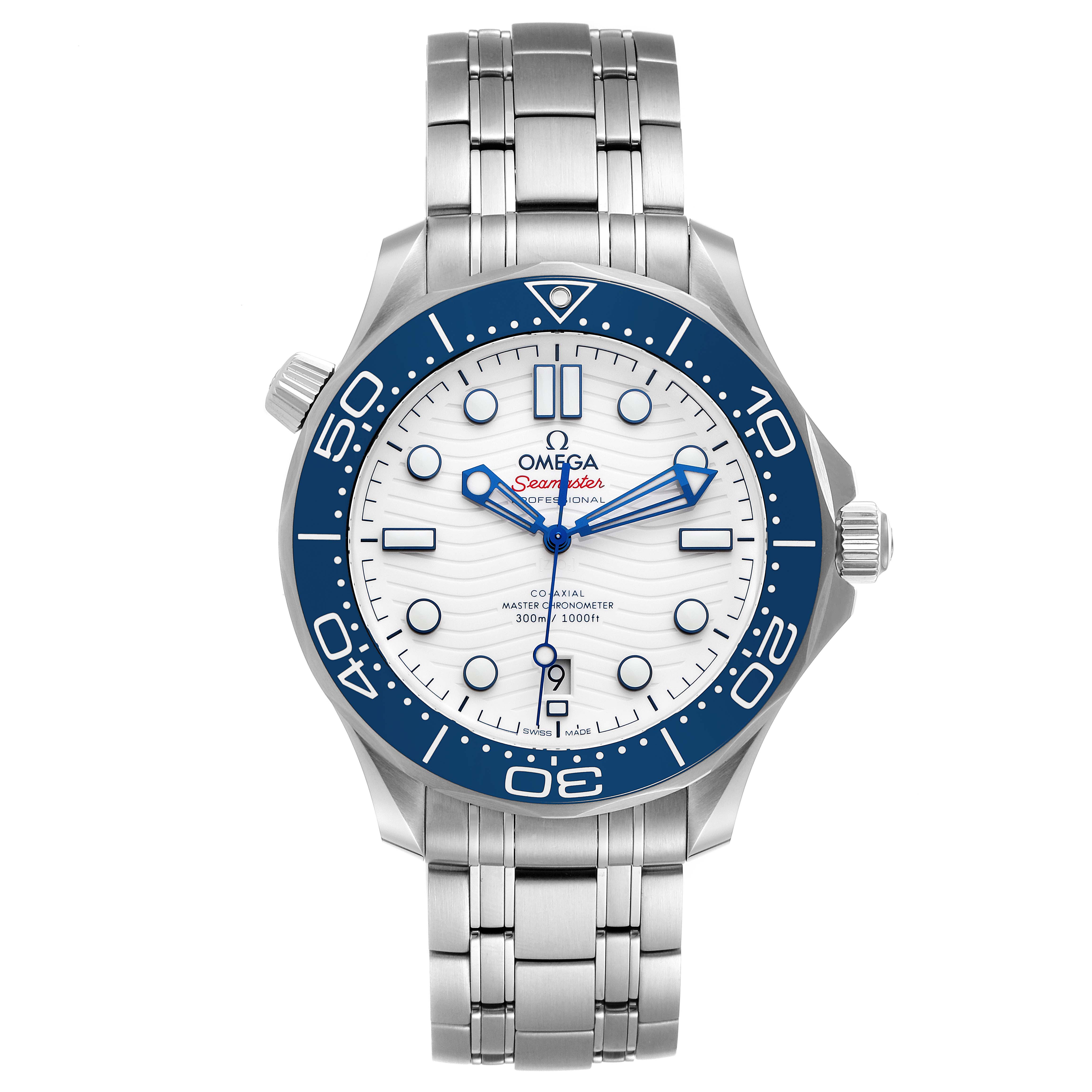 The image shows a front view of an Omega Seamaster 522.30.42.20.04.001 Men's Stainless Steel White Dial 522.30.42.20.04.001 Men's Stainless Steel White Dial watch, displaying the bezel, dial, and bracelet.