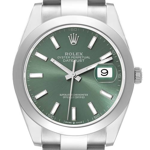 The image shows a frontal view of the Rolex Datejust 41 watch with a green dial and date window.