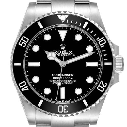 This image shows the front view of a Rolex Submariner watch, displaying the dial, bezel, and part of the stainless steel bracelet.