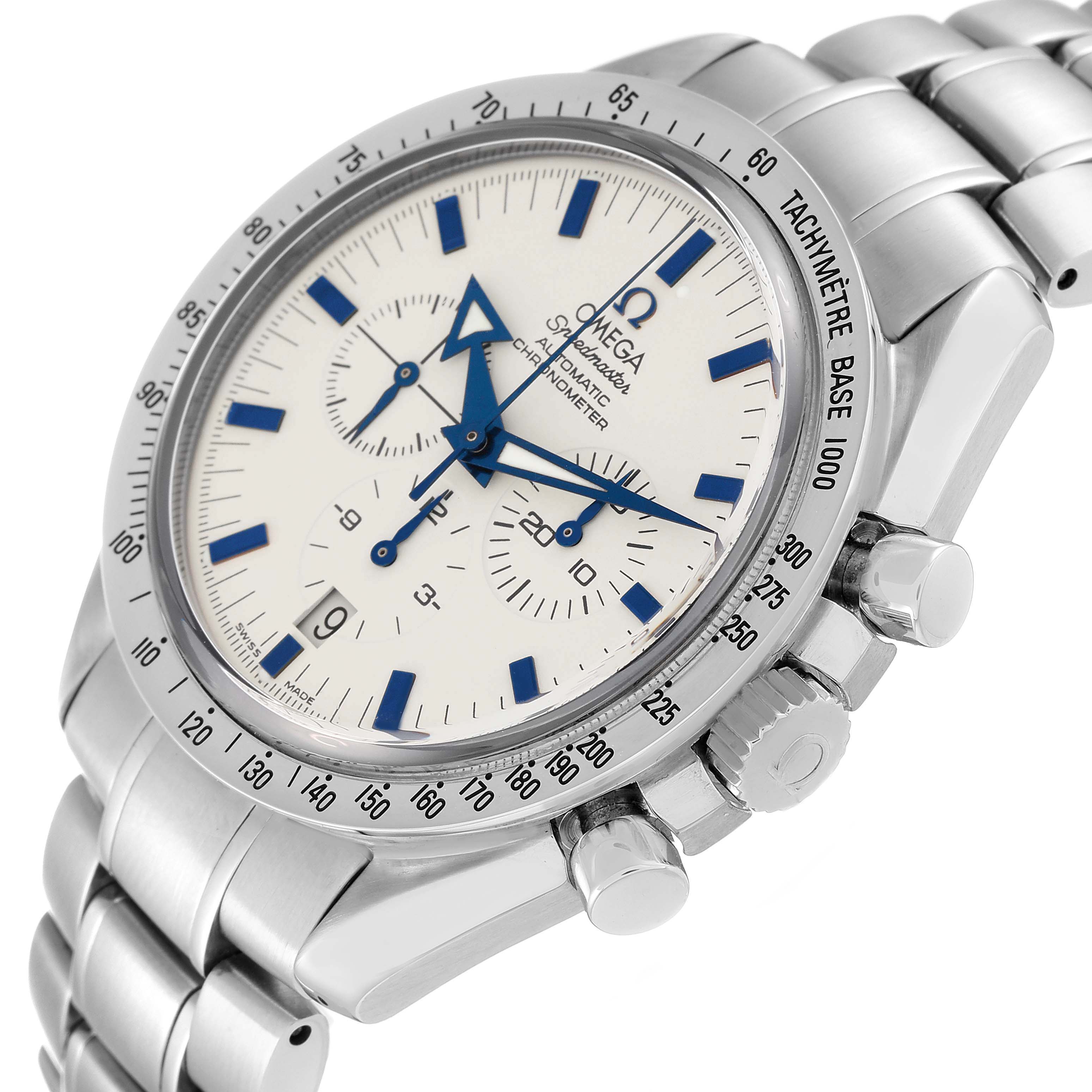 The Omega Speedmaster 3551.20.00 Men's Stainless Steel Beige Dial 3551.20.00 Men's Stainless Steel Beige Dial watch is shown at an angled side view, highlighting the dial, bezel, chronograph subdials, and the metal bracelet.