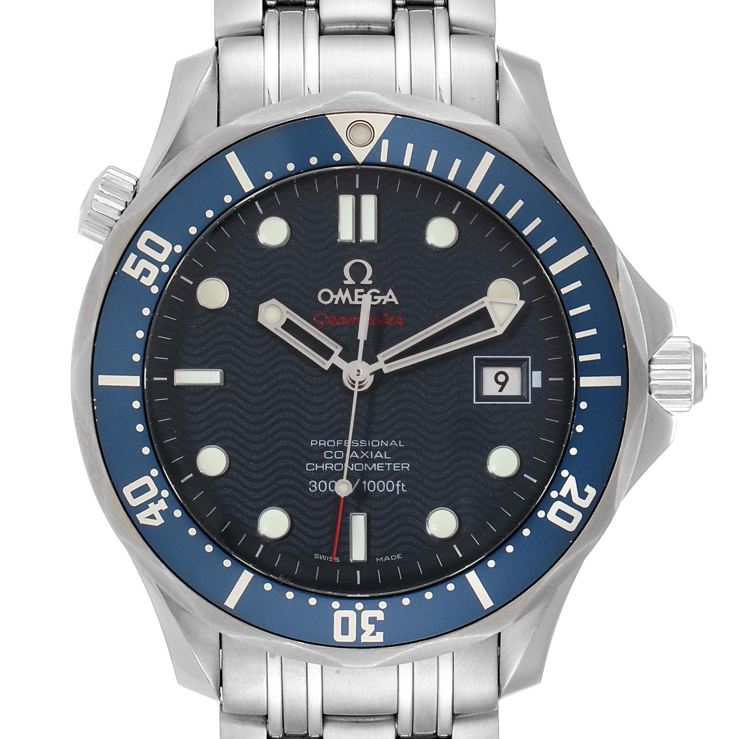 This image shows a frontal view of the Omega Seamaster 2220.80.00 Men
s Stainless Steel Blue Dial 2220.80.00 Men
s Stainless Steel Blue Dial watch, highlighting the dial, bezel, and part of the stainless steel bracelet.