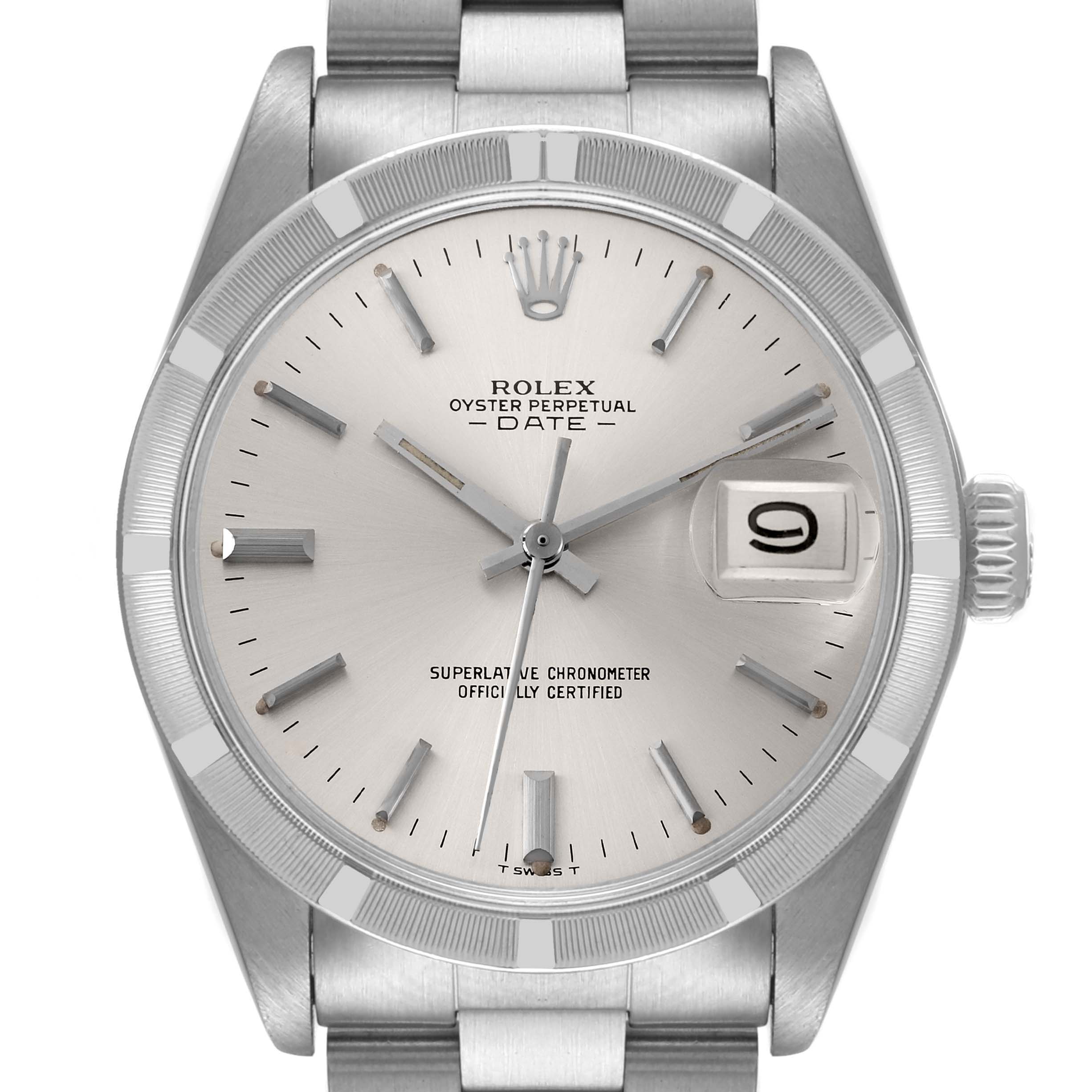 This image shows the face and bracelet of the Vintage Collection model by Rolex, viewed from the front.