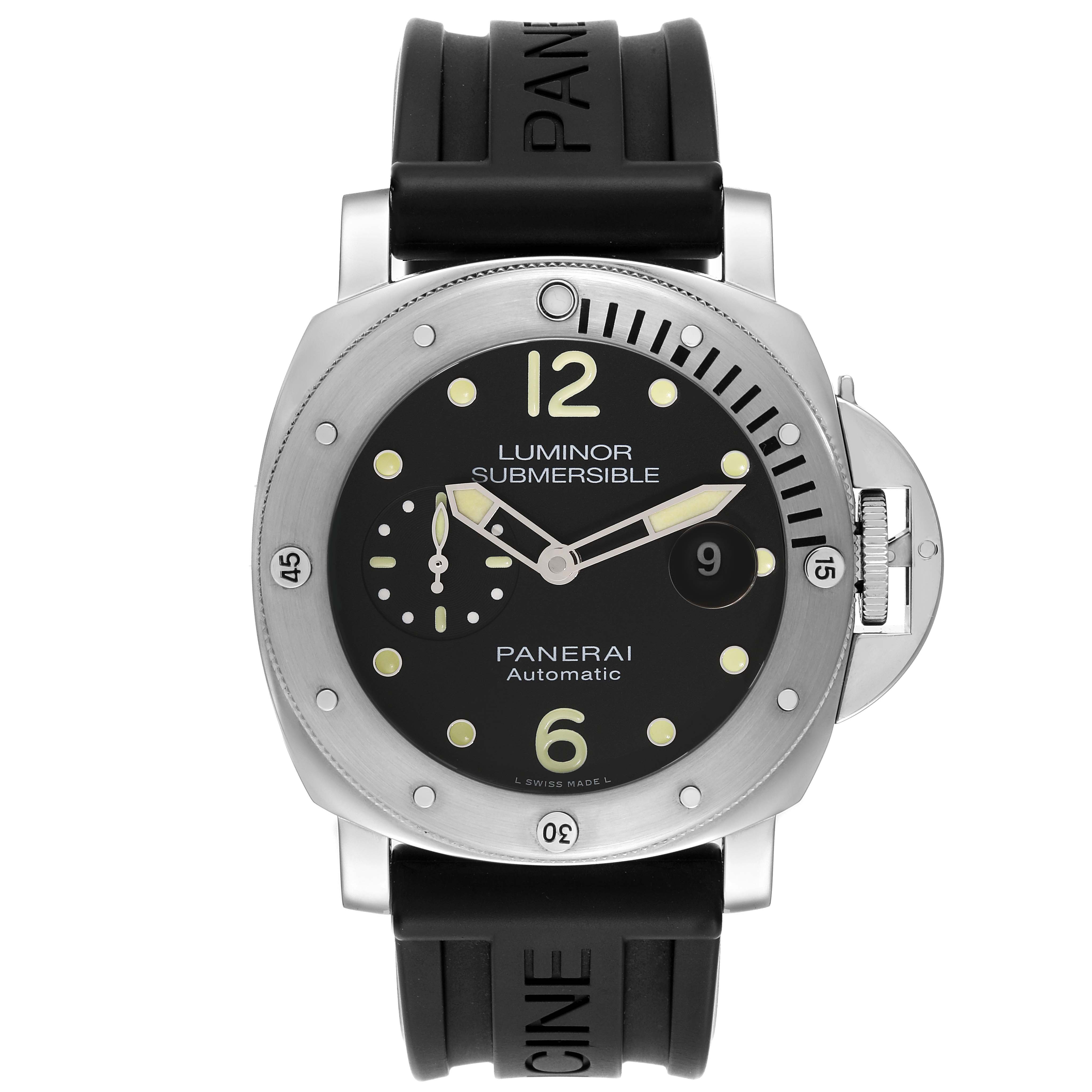 The image shows a front view of the Panerai Luminor Submersible watch, highlighting its dial, bezel, and strap.