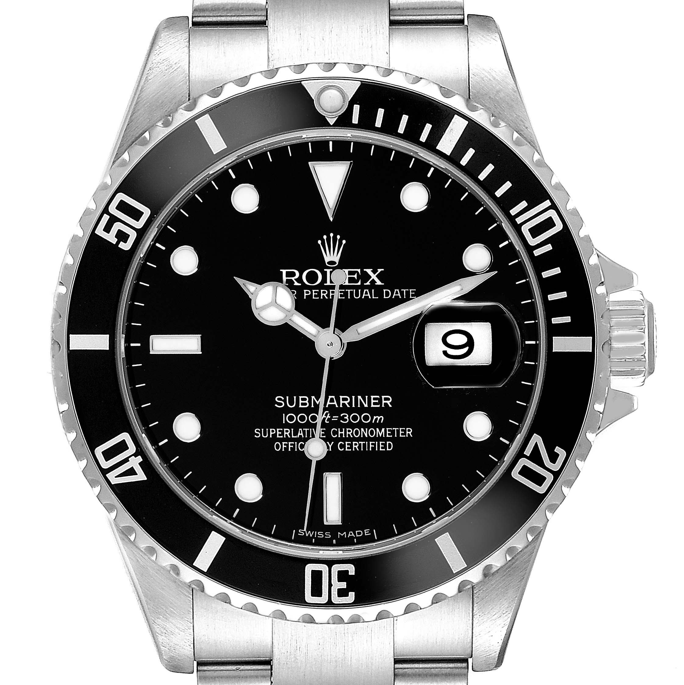 This image shows a frontal view of a Rolex Submariner 16610 Men
s Stainless Steel Black Dial 16610 Men
s Stainless Steel Black Dial watch, highlighting its black dial, bezel, and date window.