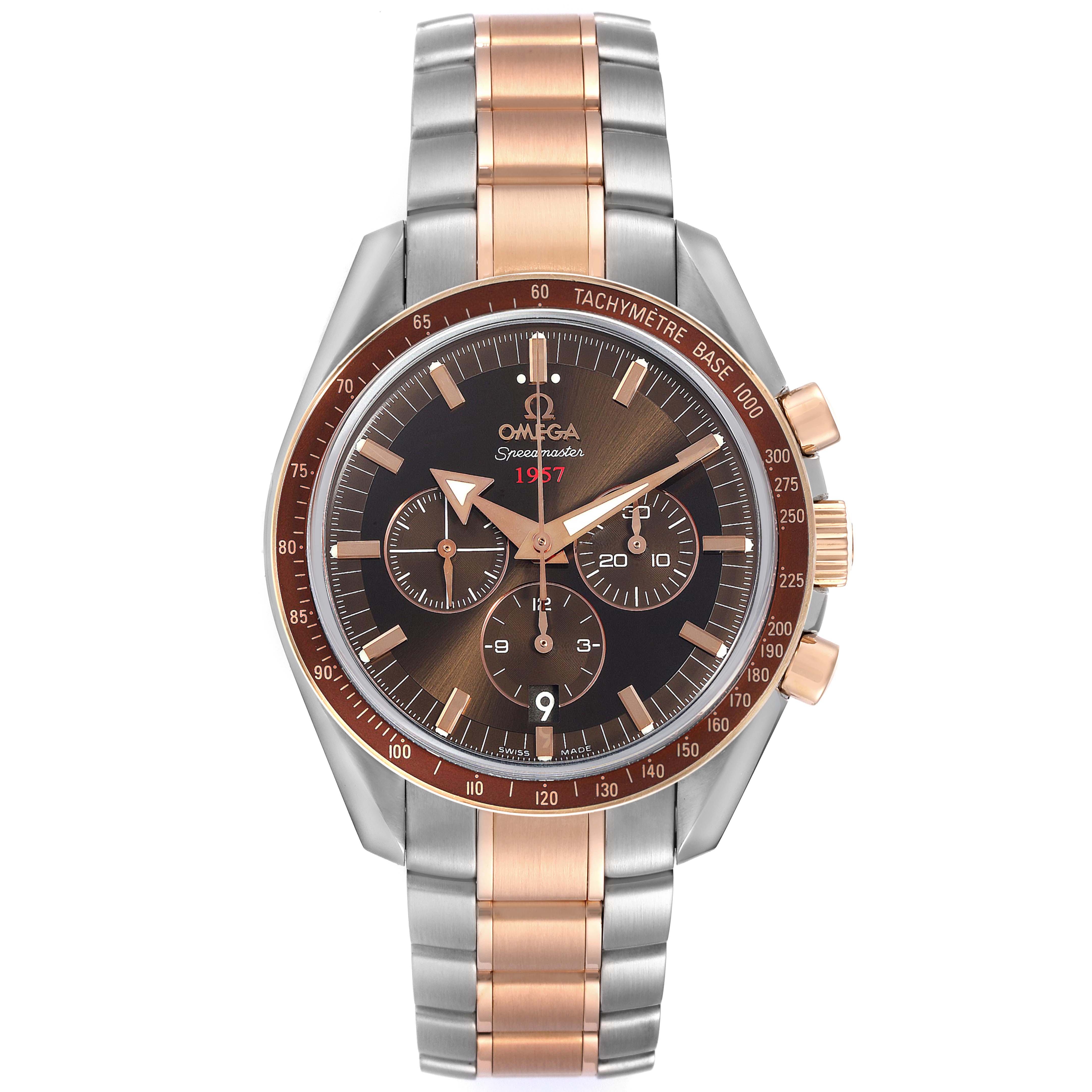 The image shows a front view of an Omega Speedmaster 321.90.42.50.13.001 Men's Steel and Gold (two tone) Brown Dial 321.90.42.50.13.001 Men's Steel and Gold (two tone) Brown Dial watch, highlighting the face, bezel, and two-tone bracelet.