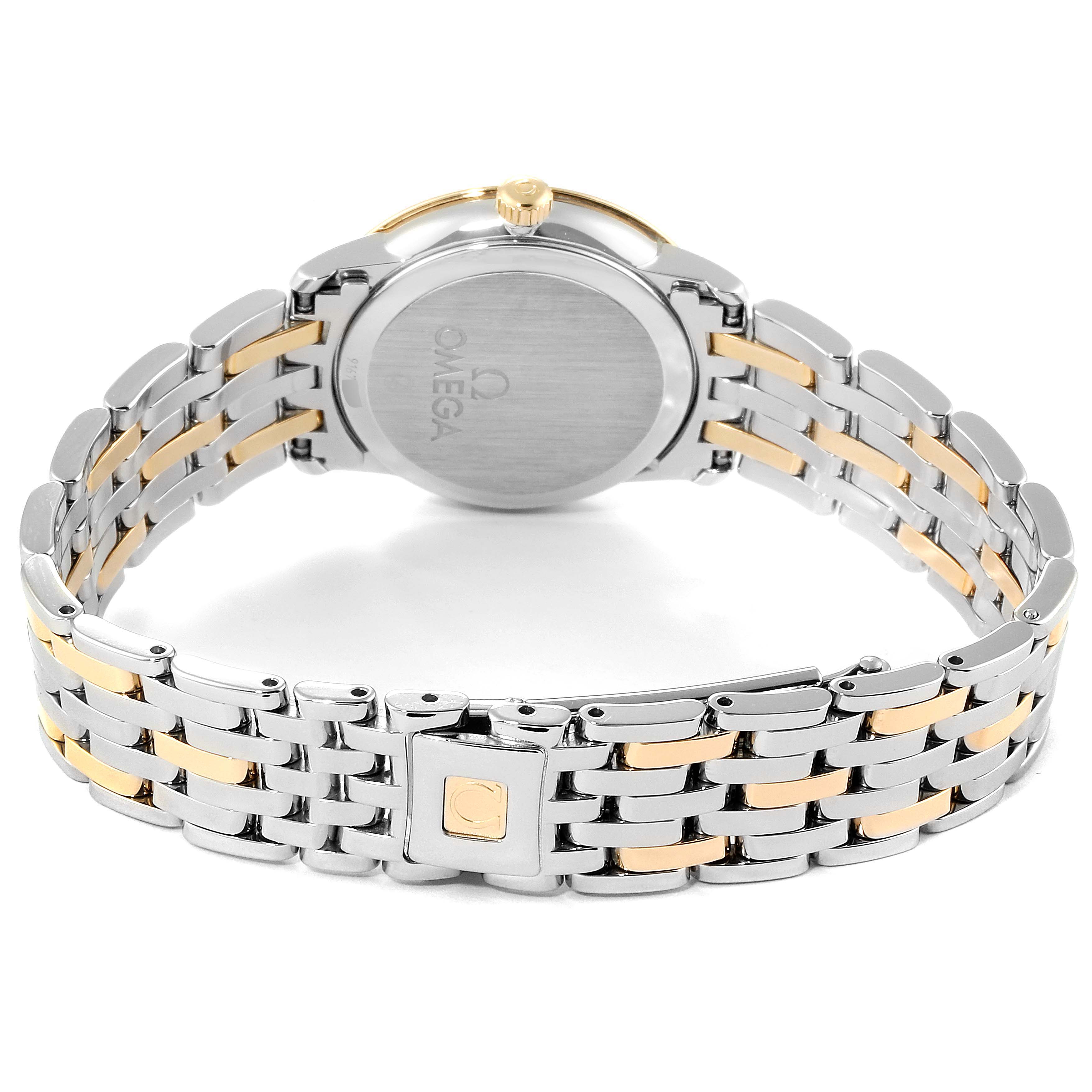 The image shows the back and bracelet of the Omega 413.25.27.60.05.001 Women
s Steel and Gold (two tone) Mother of Pearl Dial 413.25.27.60.05.001 Women
s Steel and Gold (two tone) Mother of Pearl Dial DeVille Prestige Steel Yellow Gold Diamond Watch, model 413.25.27.60.05.001.