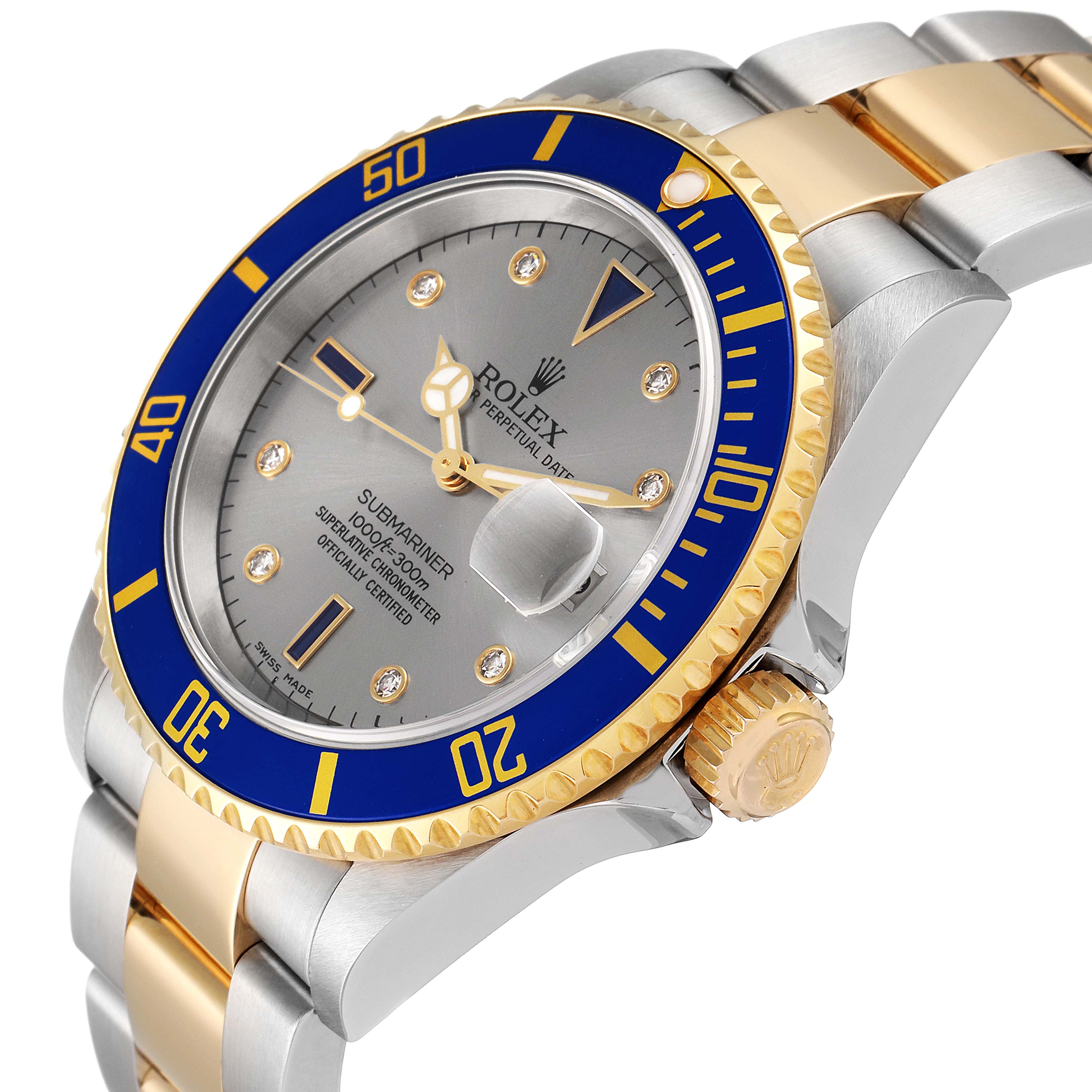 This image shows a side angle of the Rolex Submariner 16613 Men
s Steel and Gold (two tone) Grey Dial 16613 Men
s Steel and Gold (two tone) Grey Dial watch, highlighting the bezel, dial, crown, and bracelet.