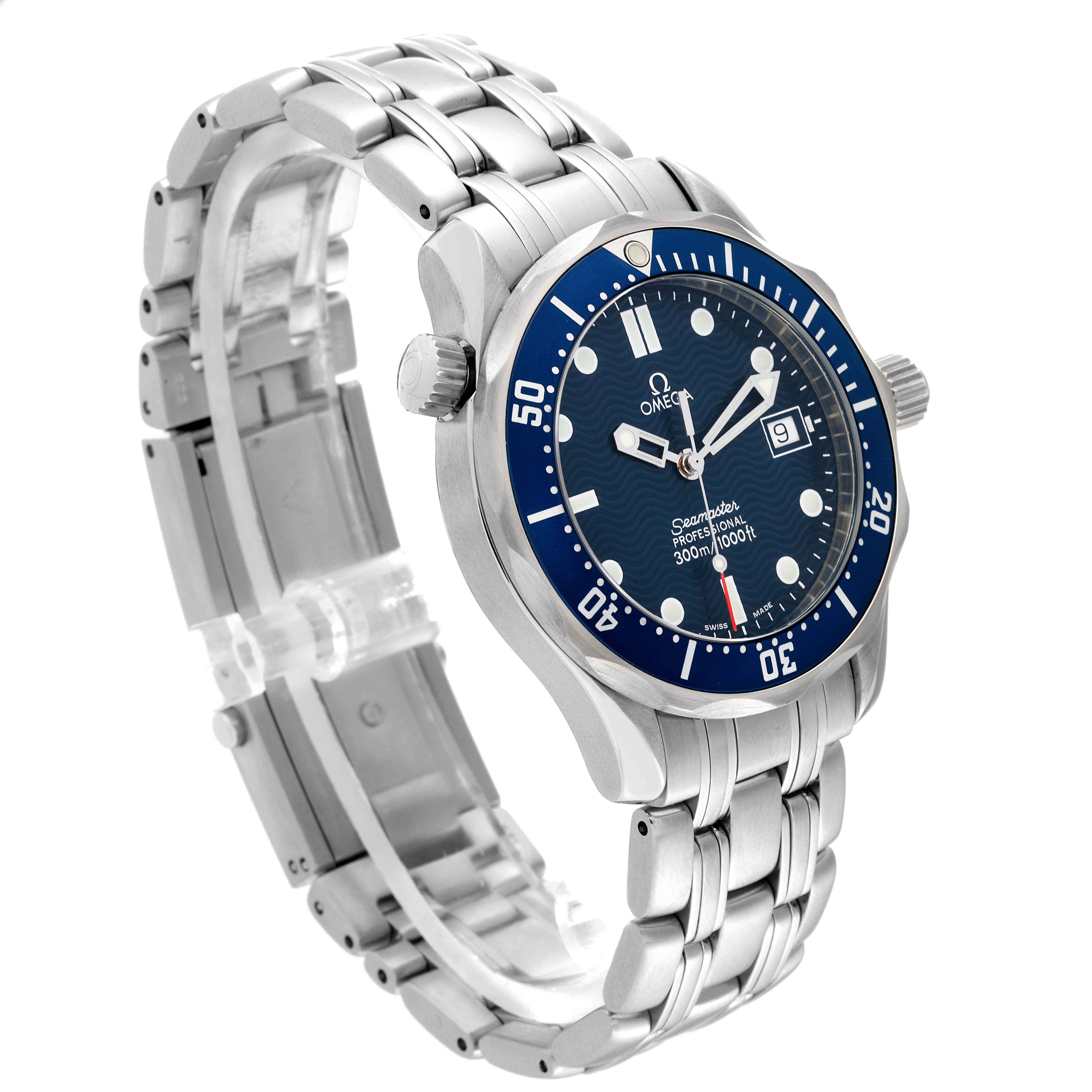 The image shows an angled view of the Omega Seamaster 2561.80.00 Men
s Stainless Steel Blue Dial 2561.80.00 Men
s Stainless Steel Blue Dial watch, highlighting the face, bezel, crown, and stainless steel bracelet.