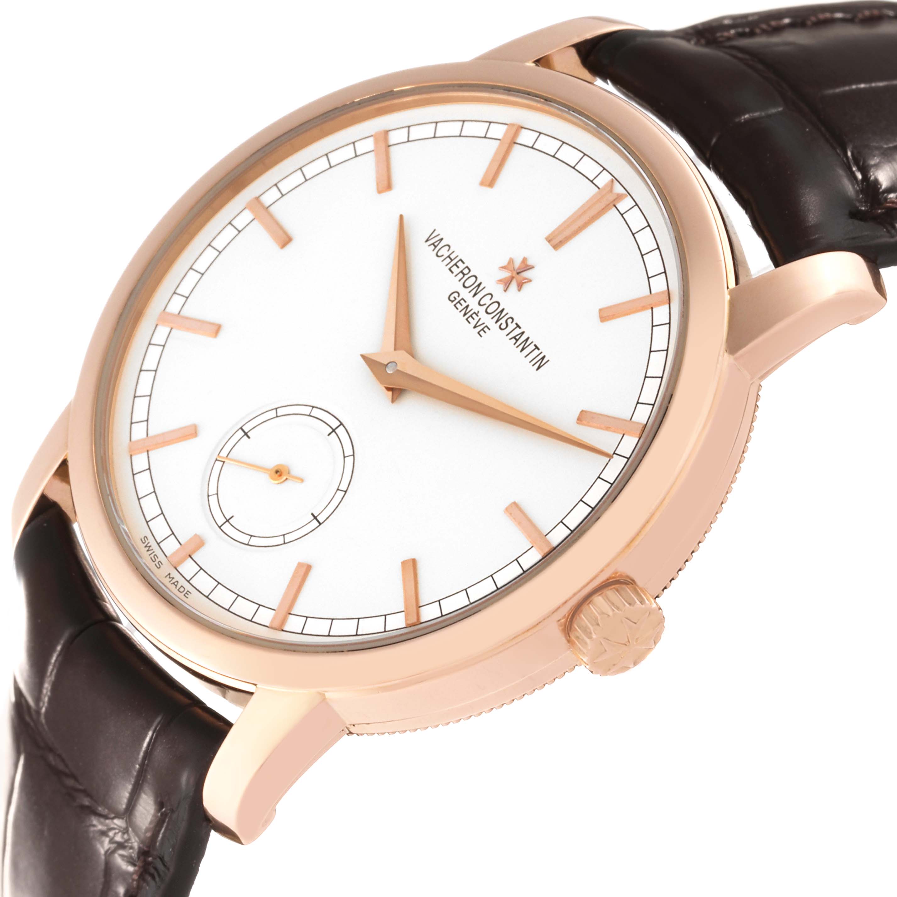 The image shows a Vacheron Constantin Traditionnelle 82172/000R-9382 Men's Rose Gold Silver Dial 82172/000R-9382 Men's Rose Gold Silver Dial watch at an angled view highlighting the dial, hands, markers, case, crown, and strap.