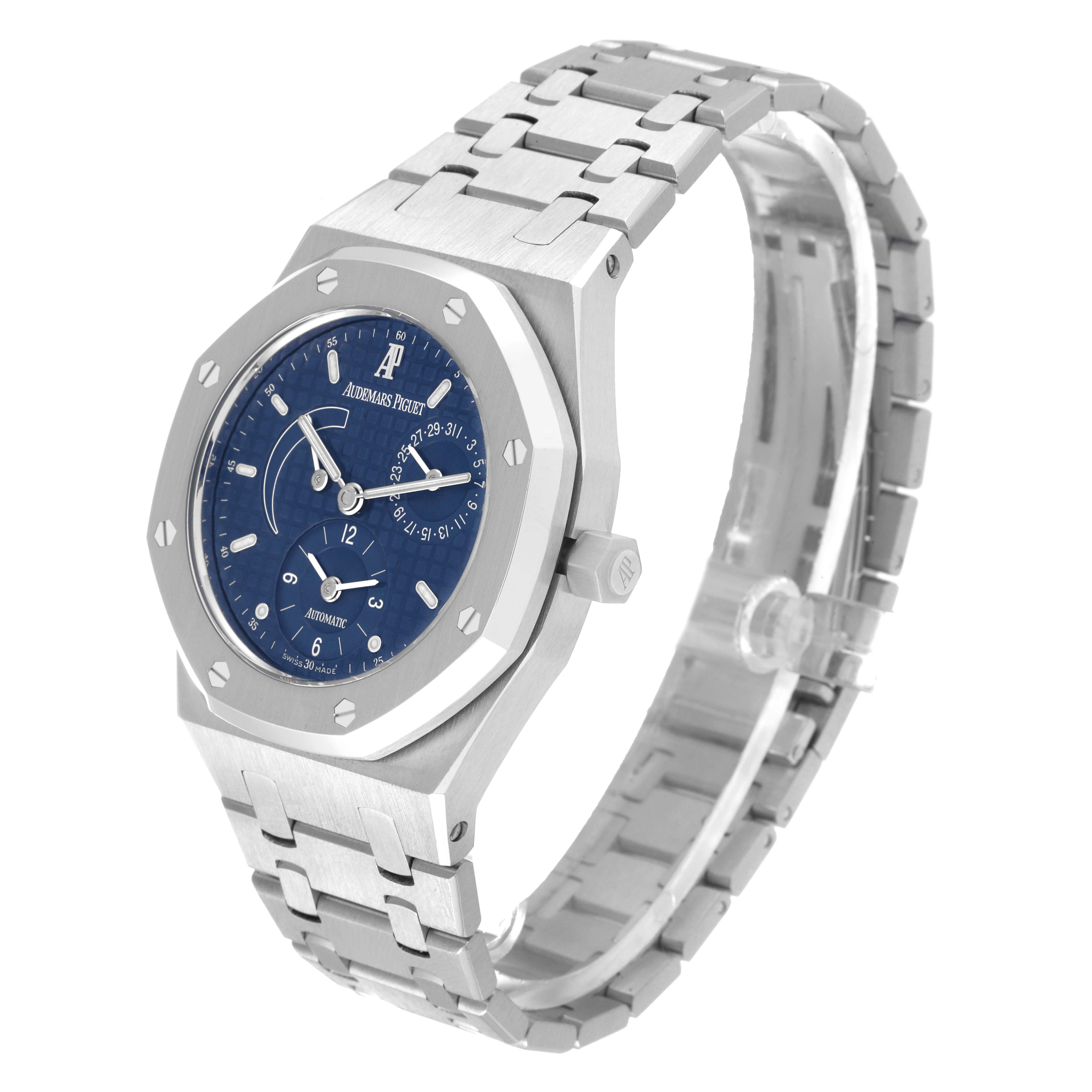 The image shows a Royal Oak model watch by Audemars Piguet from a three-quarter angle, highlighting the face, bezel, and bracelet.