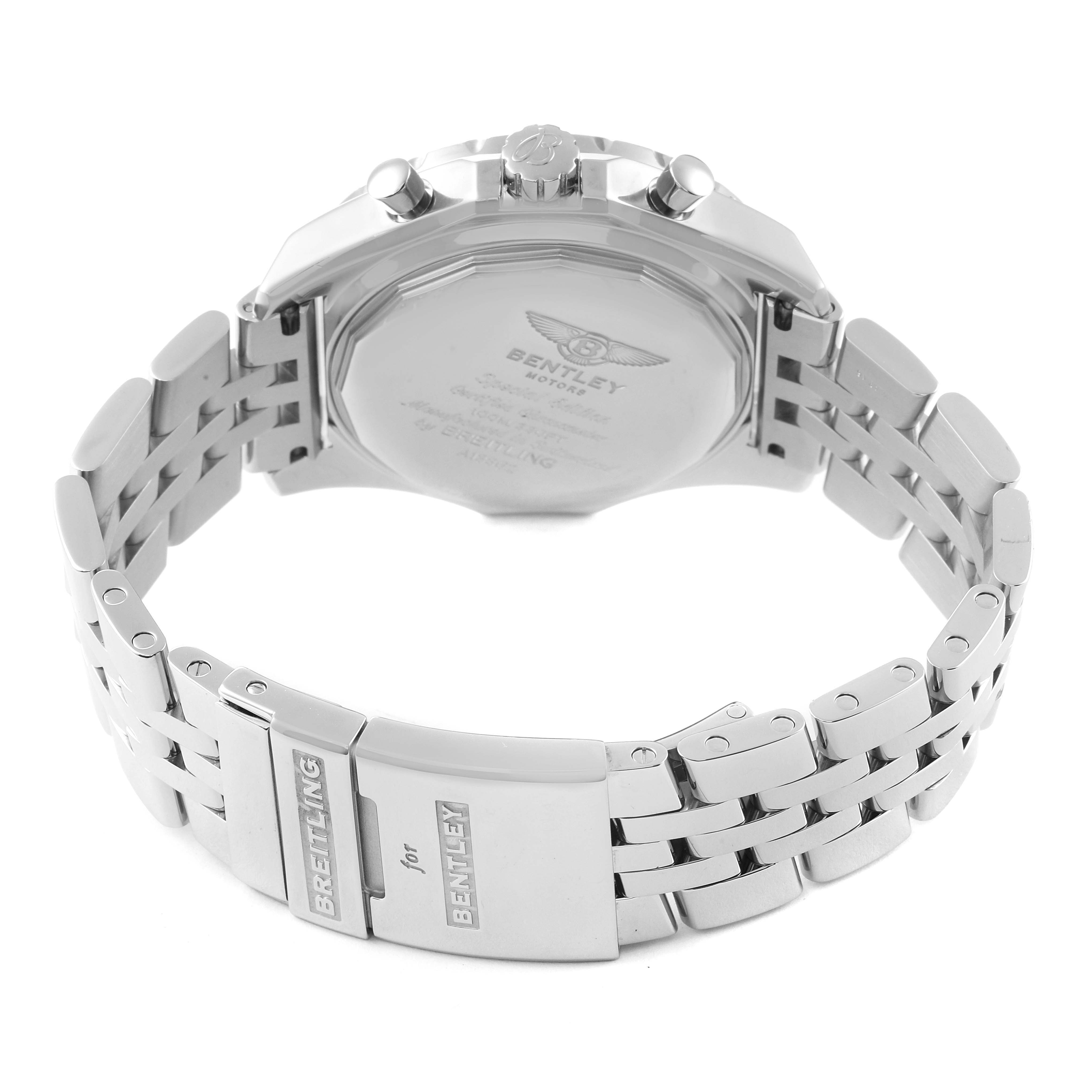 The image shows the back case and bracelet of a Bentley model by Breitling, featuring the brand's logo and clasp.