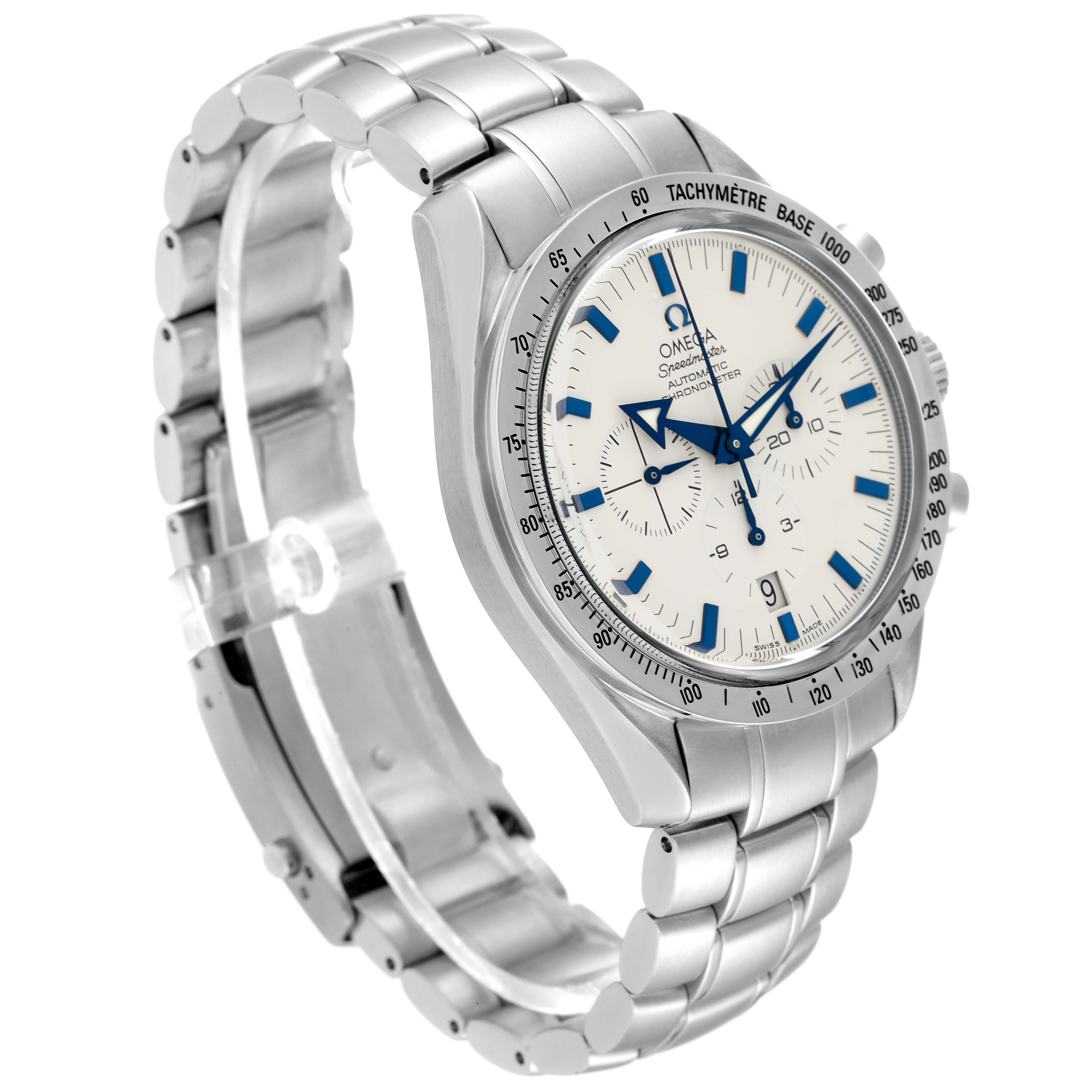 The Omega Speedmaster 3551.20.00 Men's Stainless Steel White Dial 3551.20.00 Men's Stainless Steel White Dial watch is shown at a three-quarter angle, displaying the face, bezel, crown, pushers, and metal bracelet.