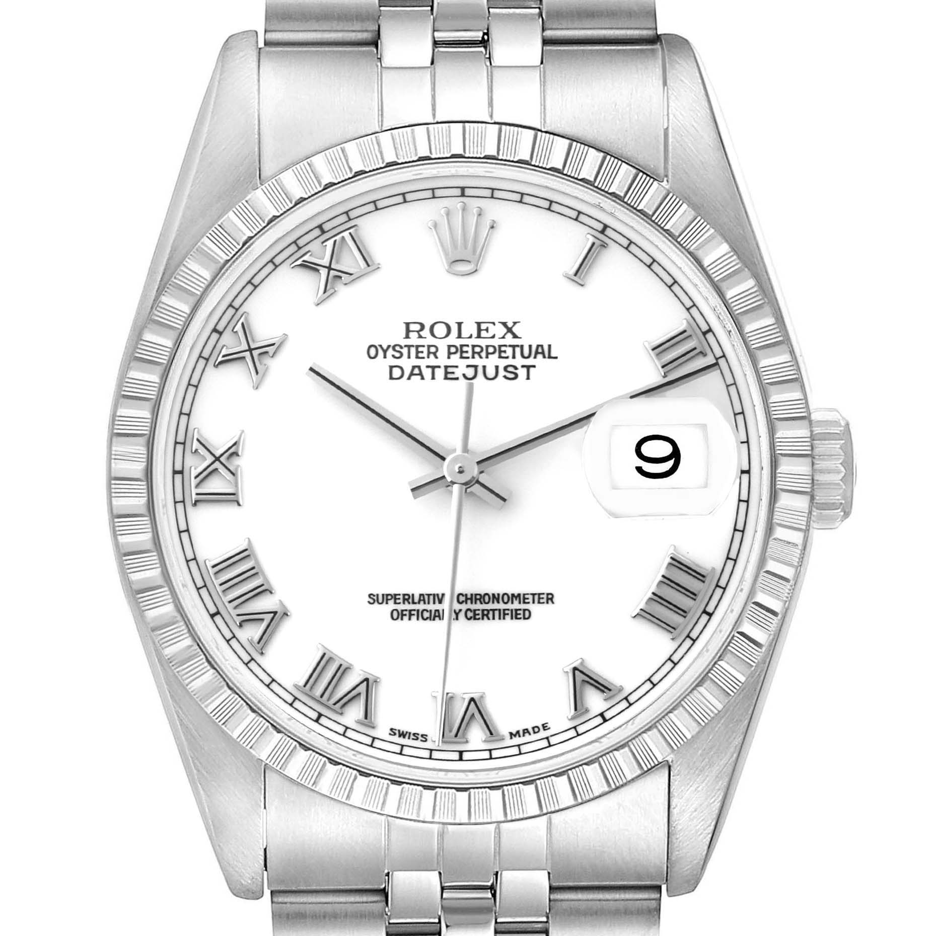 The image shows a frontal view of a Rolex Datejust 16220 Men
s Stainless Steel White Dial 16220 Men
s Stainless Steel White Dial watch, highlighting its dial, bezel, and bracelet.