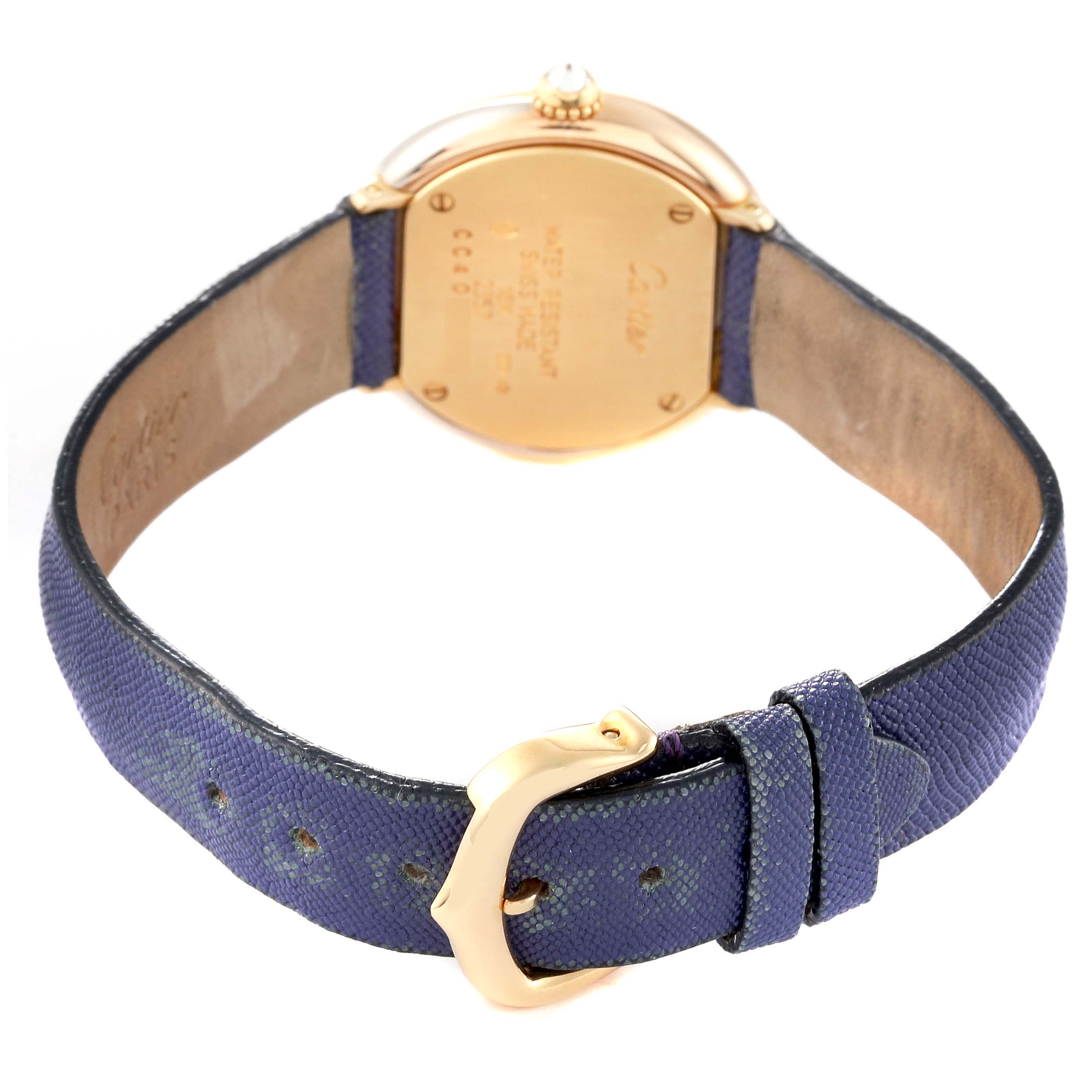 The image shows the back of a Cartier Trinity WG200256 Women
s Yellow Gold Silver Dial WG200256 Women
s Yellow Gold Silver Dial model watch, highlighting the case back, strap, and buckle.