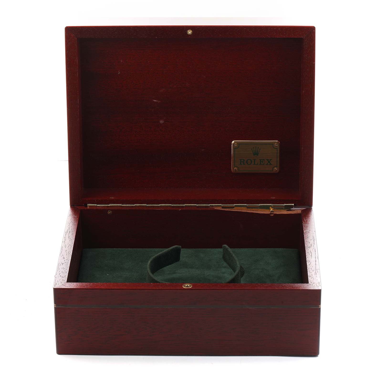 The image shows an open wooden Rolex box, possibly for the Daytona model, with a green interior and a Rolex plaque.