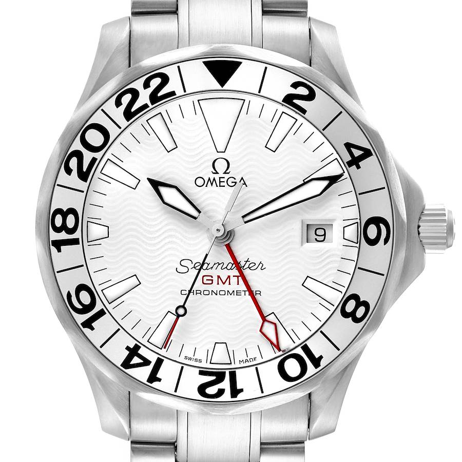 The Omega Seamaster 2538.20.00 Men's Stainless Steel White Dial watch is shown from the front, displaying the face, bezel, hands, date window, crown, and part of the bracelet.