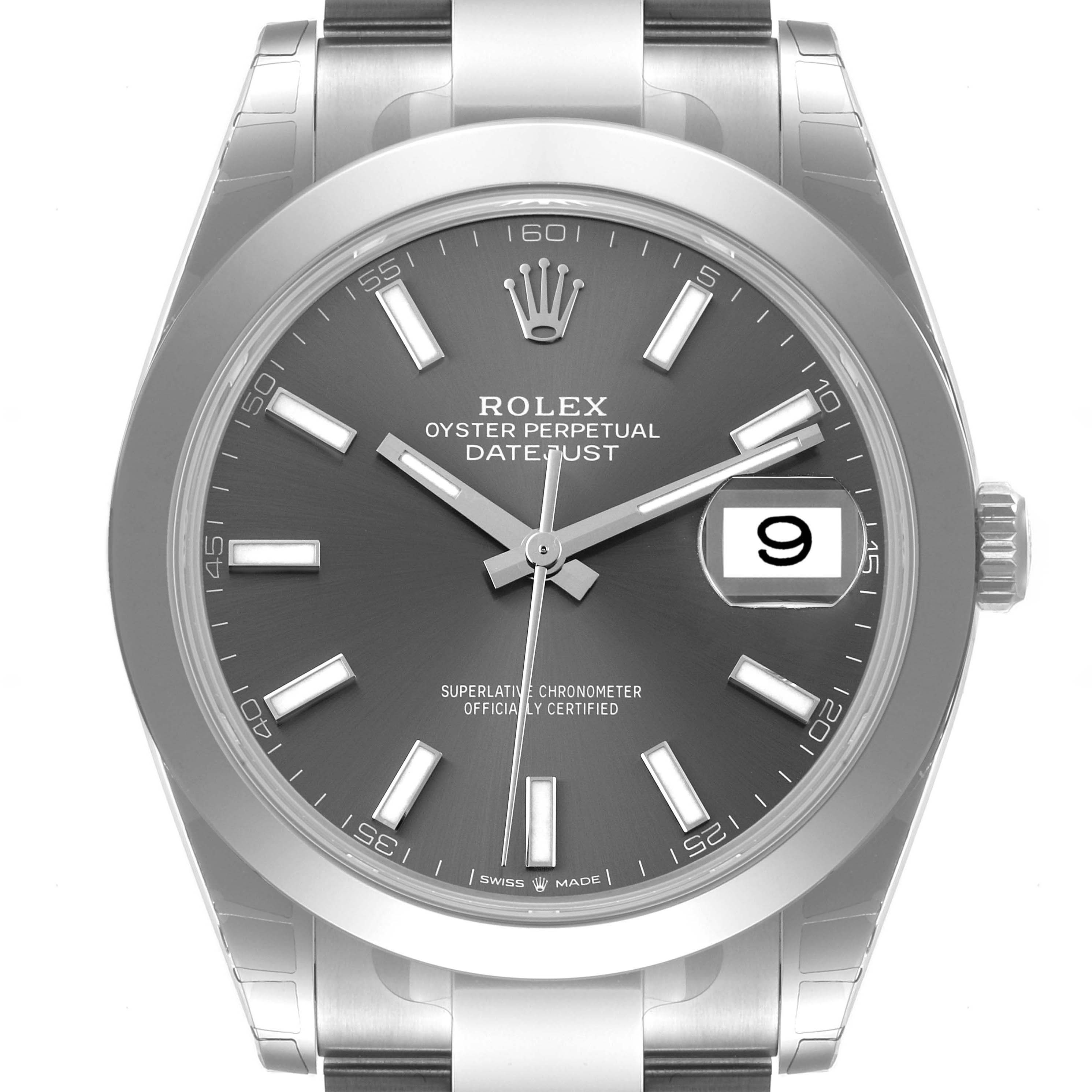 This image shows a head-on view of a Rolex Datejust 41 126300 Men
s Stainless Steel Grey Dial 126300 Men
s Stainless Steel Grey Dial watch, focusing on the dial and bracelet top.