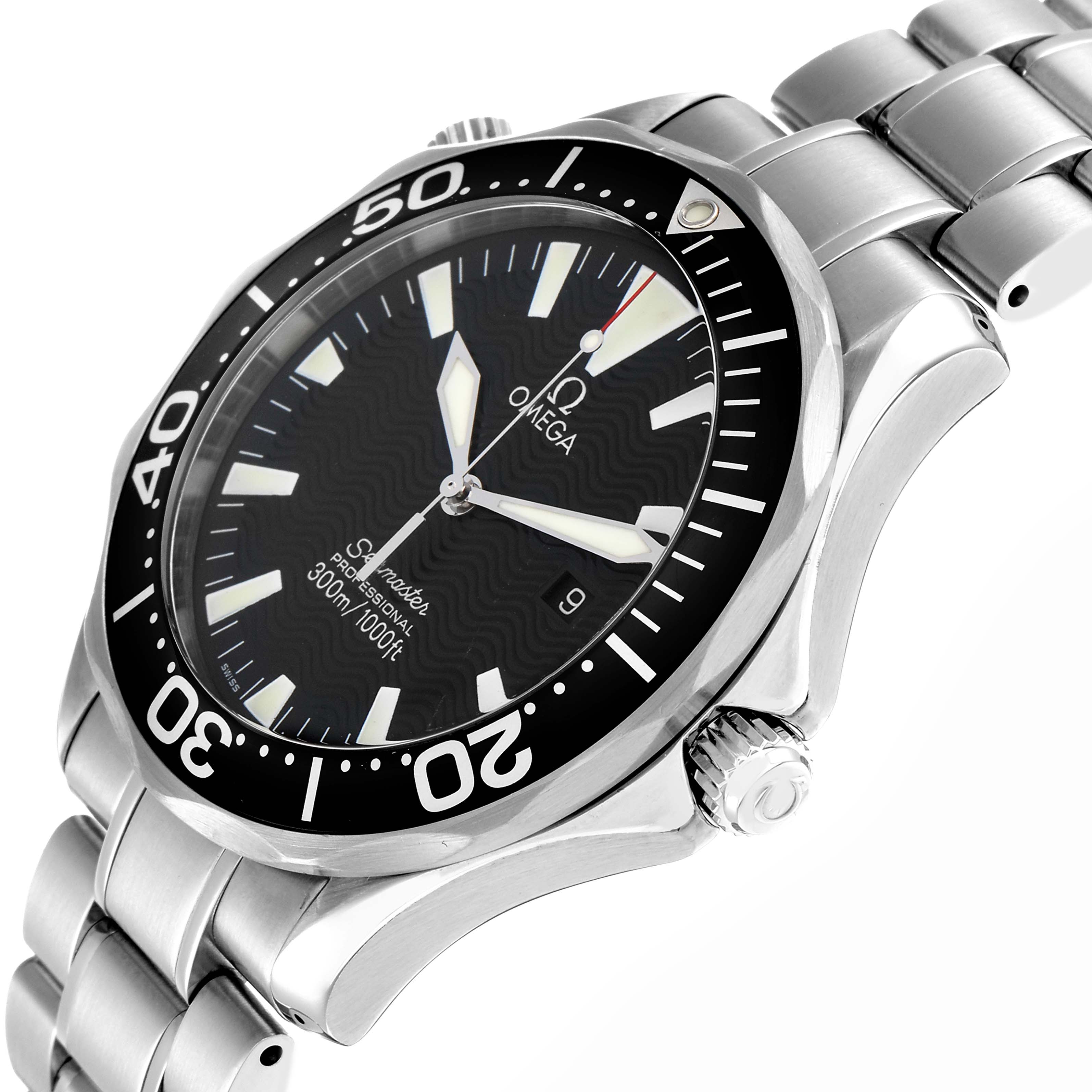 The image shows an angled view of the Omega Seamaster 2264.50.00 Men
s Stainless Steel Black Dial watch highlighting the bezel, dial, hands, and bracelet.