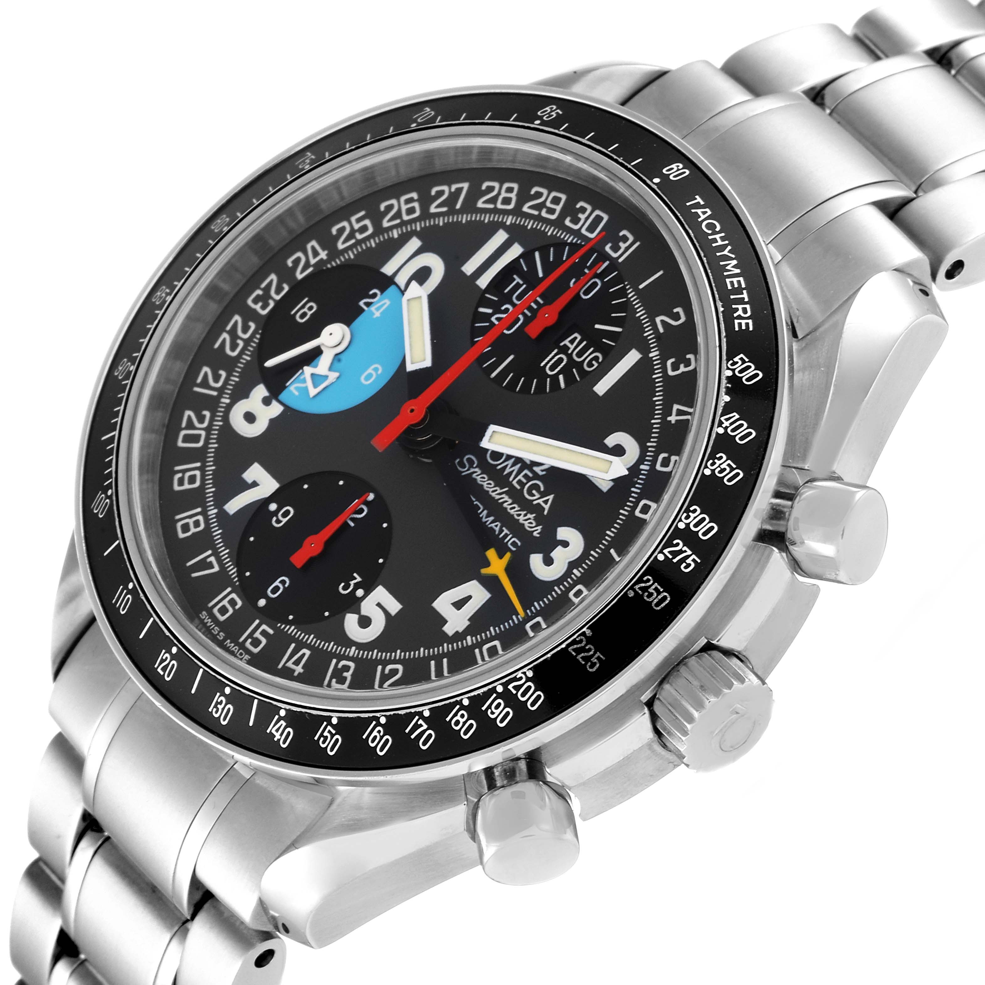 The image shows an angled view of an Omega Speedmaster 3520.53.00 Men
s Stainless Steel Grey Dial 3520.53.00 Men
s Stainless Steel Grey Dial watch highlighting the dial, bezel, and stainless steel bracelet.