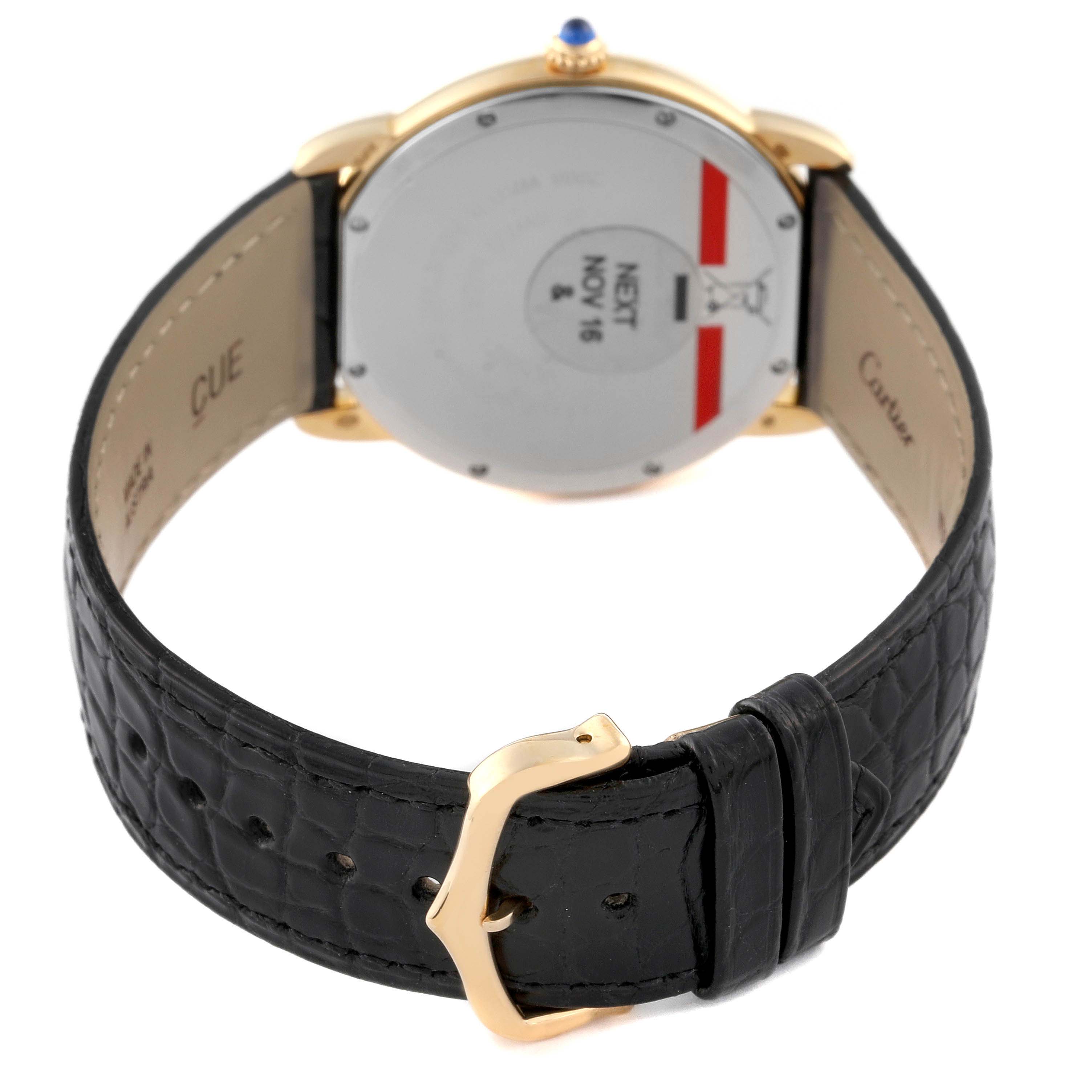 This image shows the back view of a Cartier Ronde W6700455 Men
s Steel and Gold (two tone) Silver Dial W6700455 Men
s Steel and Gold (two tone) Silver Dial watch, highlighting the case back, strap, and buckle.