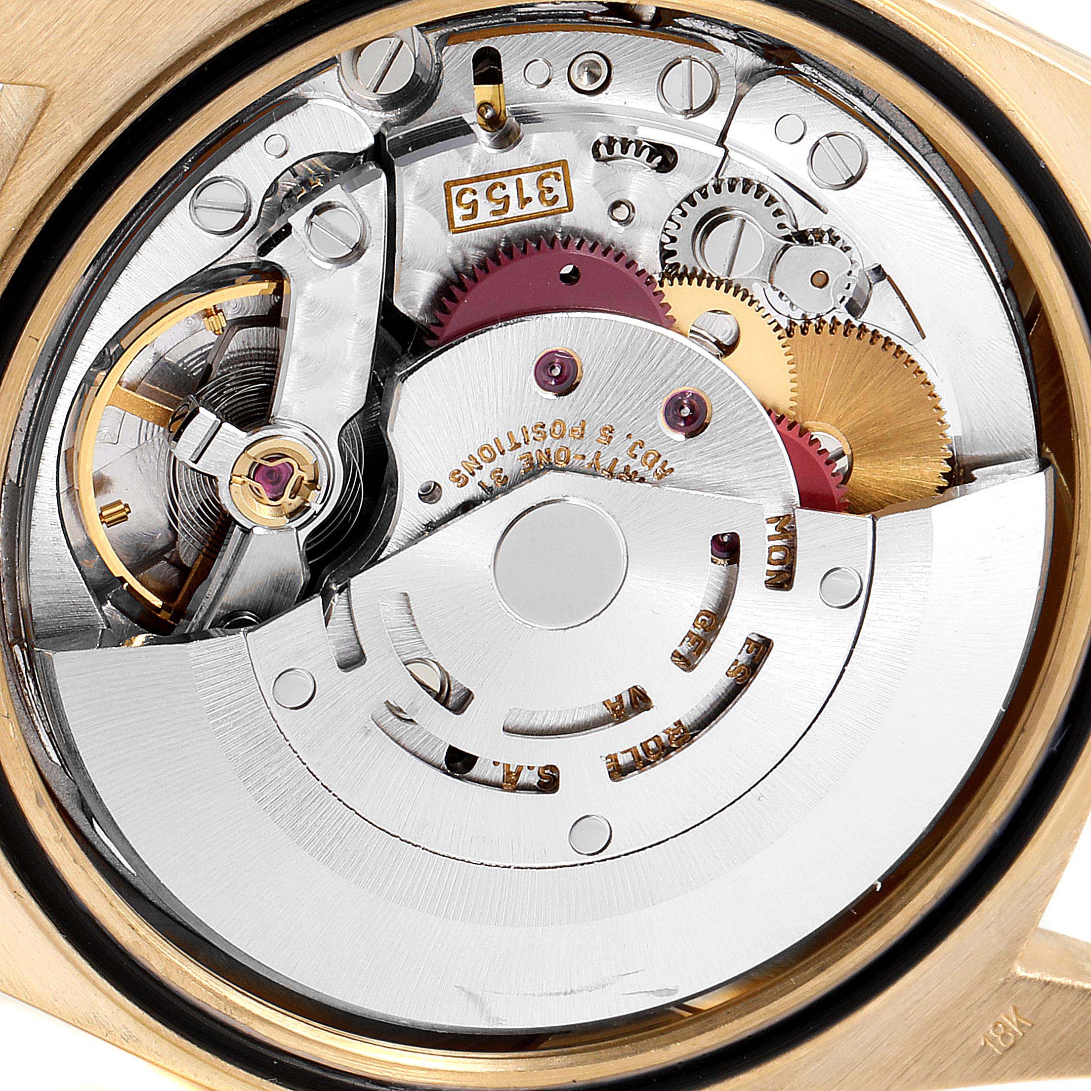 This image shows a close-up of the internal mechanism of a Rolex President 18238 Men
s Yellow Gold Champagne Dial 18238 Men
s Yellow Gold Champagne Dial model watch.