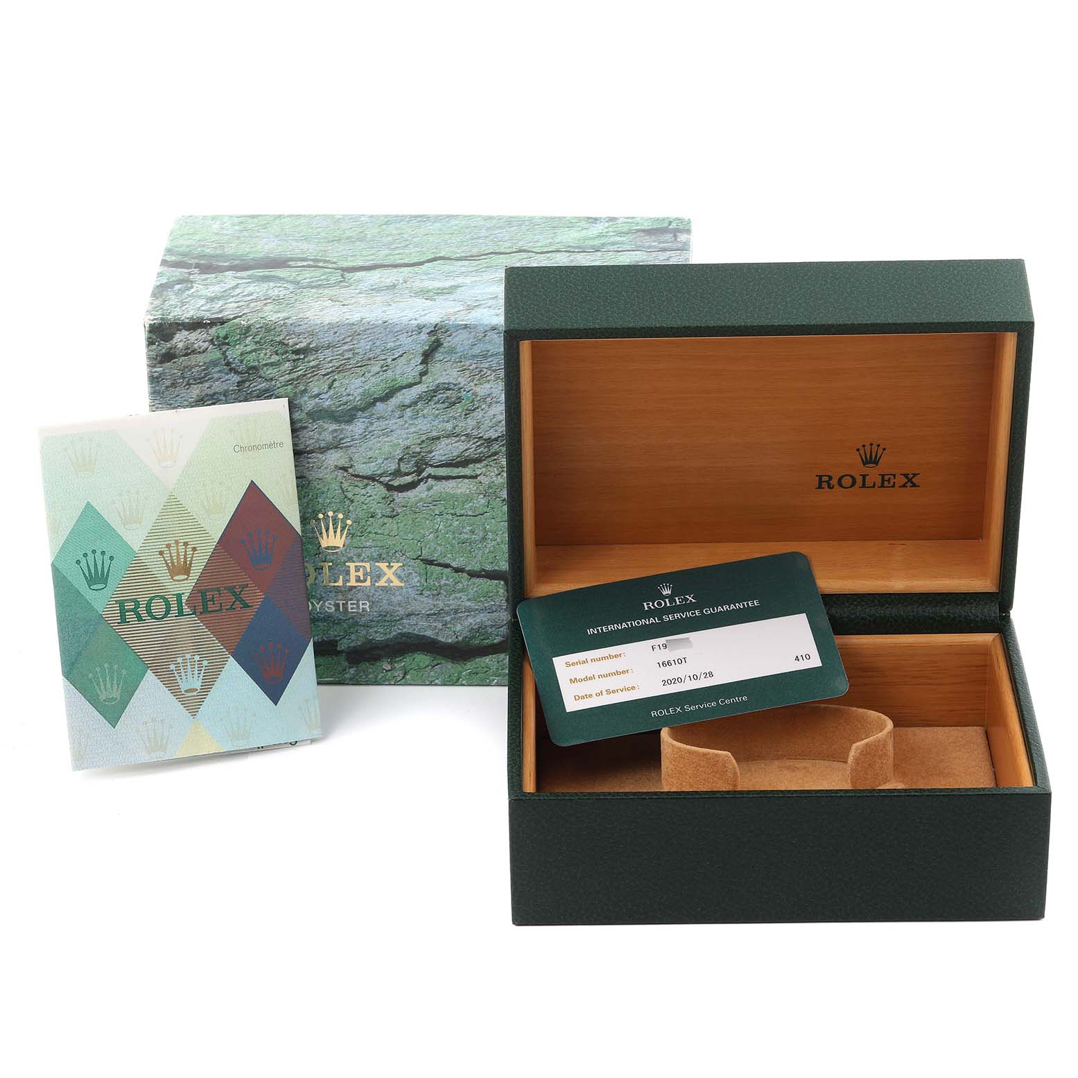 The image shows the Rolex Submariner 16610 Men's Stainless Steel Black Dial 16610 Men's Stainless Steel Black Dial box, international service guarantee card, and booklet from a front angle.