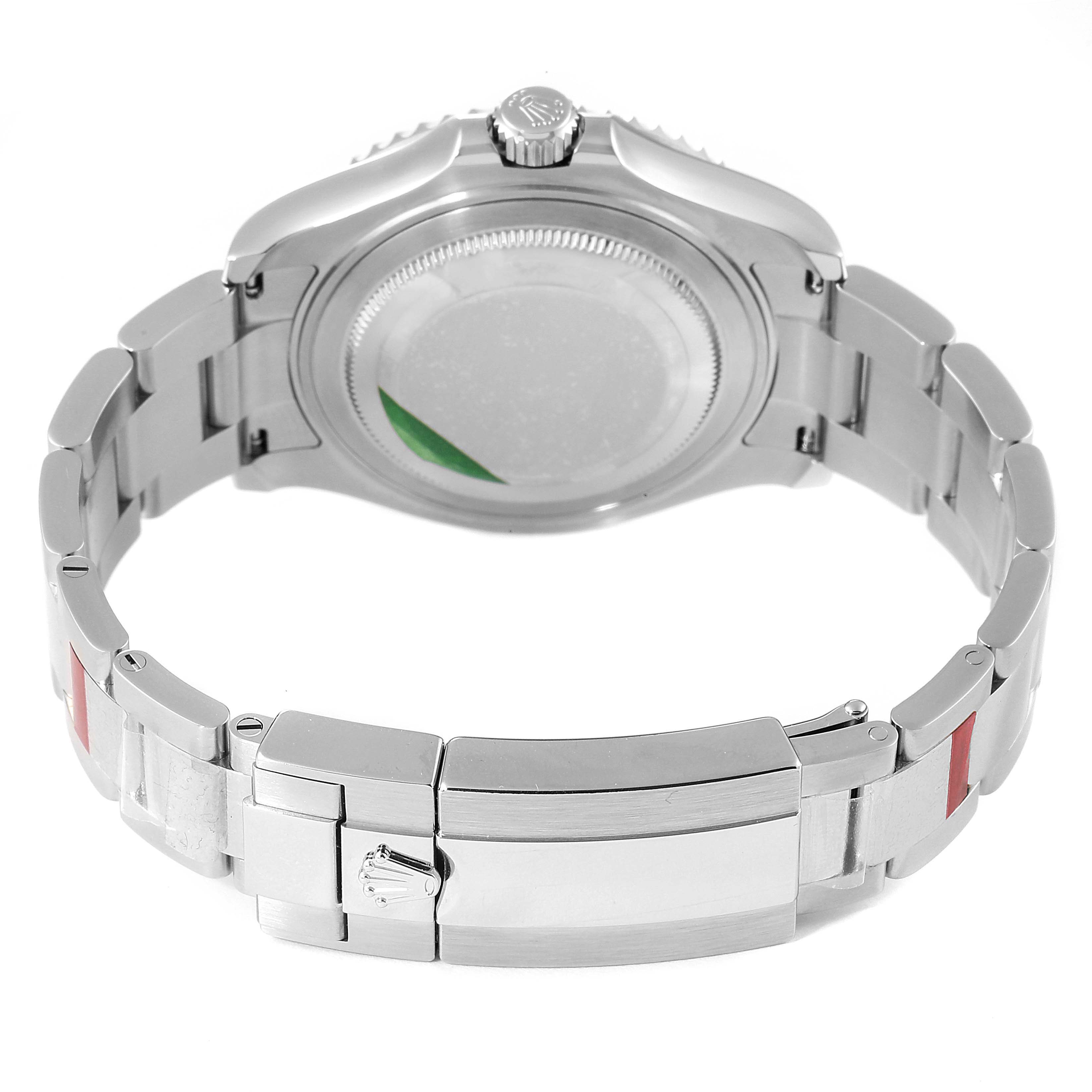 The image shows the back view of a Rolex Yacht-Master 268622 Men
s Stainless Steel Grey Dial 268622 Men
s Stainless Steel Grey Dial watch, highlighting its bracelet and clasp.