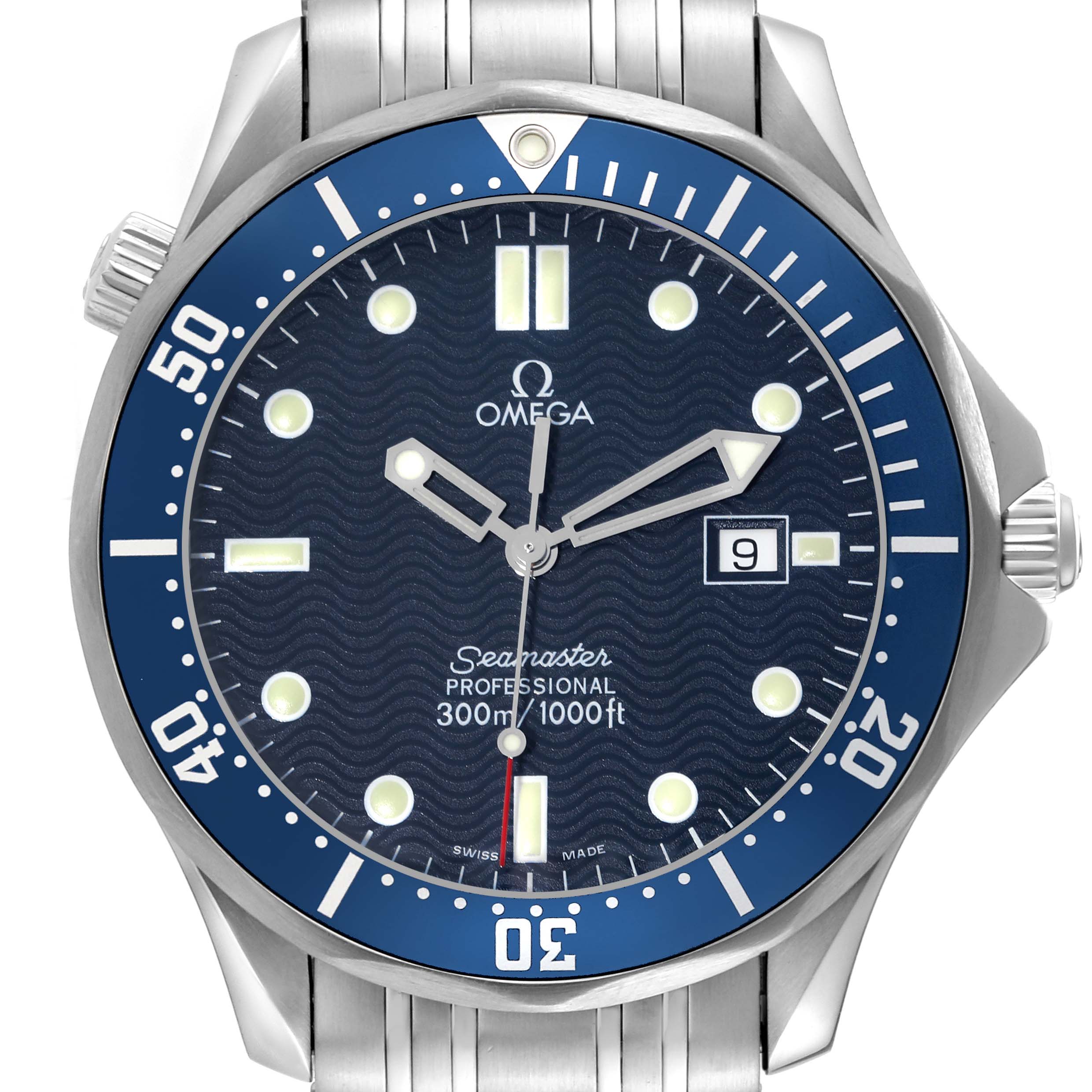 This image shows a front view of the Omega Seamaster 2541.80.00 Men
s Stainless Steel Blue Dial 2541.80.00 Men
s Stainless Steel Blue Dial watch, featuring its dial, bezel, hands, and part of the metal bracelet.